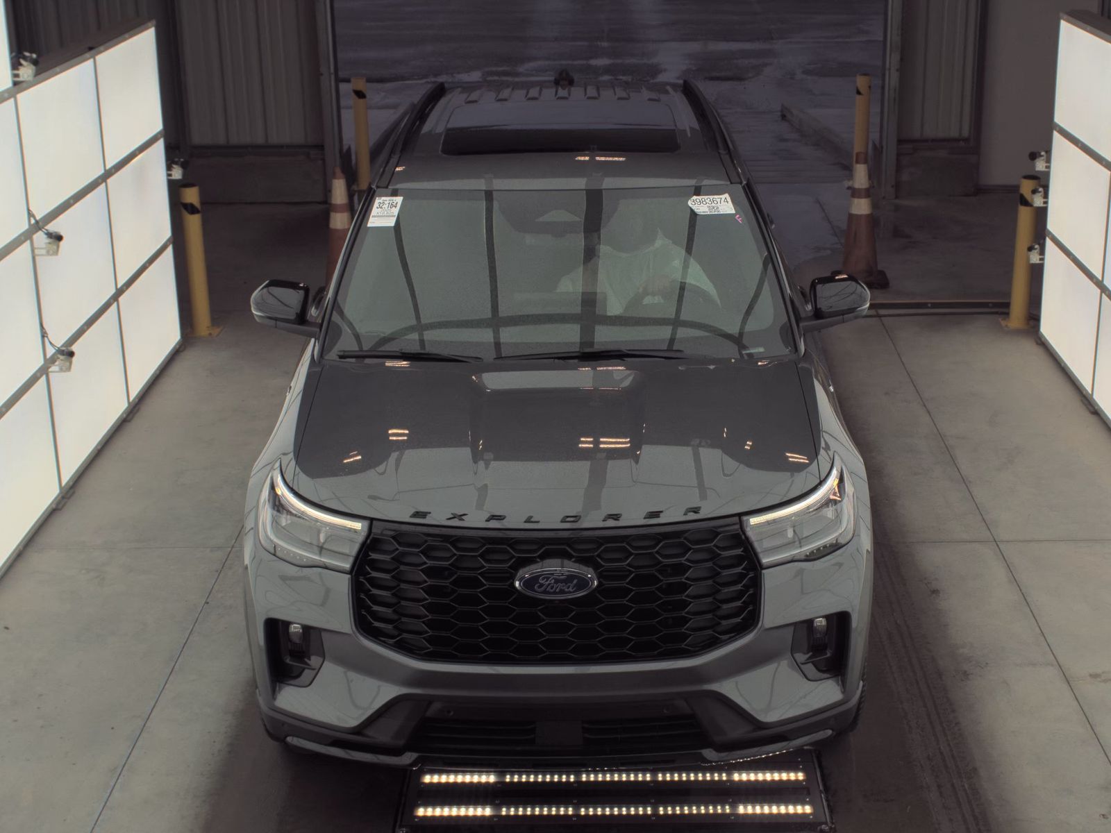 2025 Ford Explorer ST-Line AWD