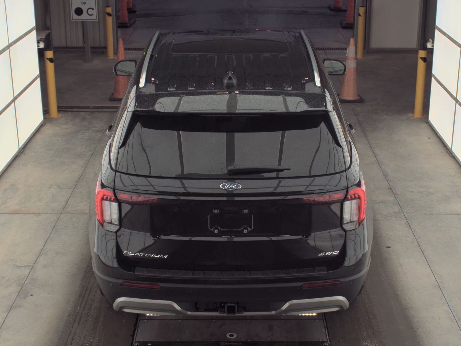 2025 Ford Explorer Platinum AWD