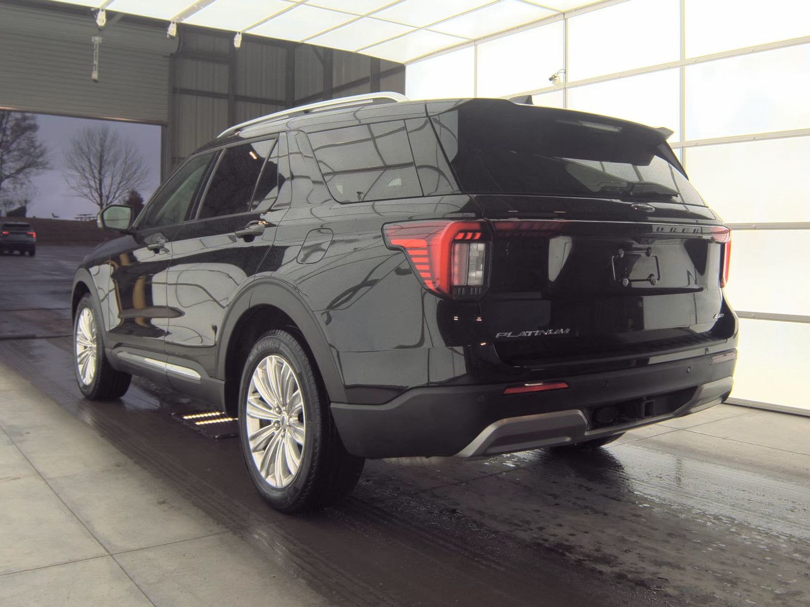 2025 Ford Explorer Platinum AWD