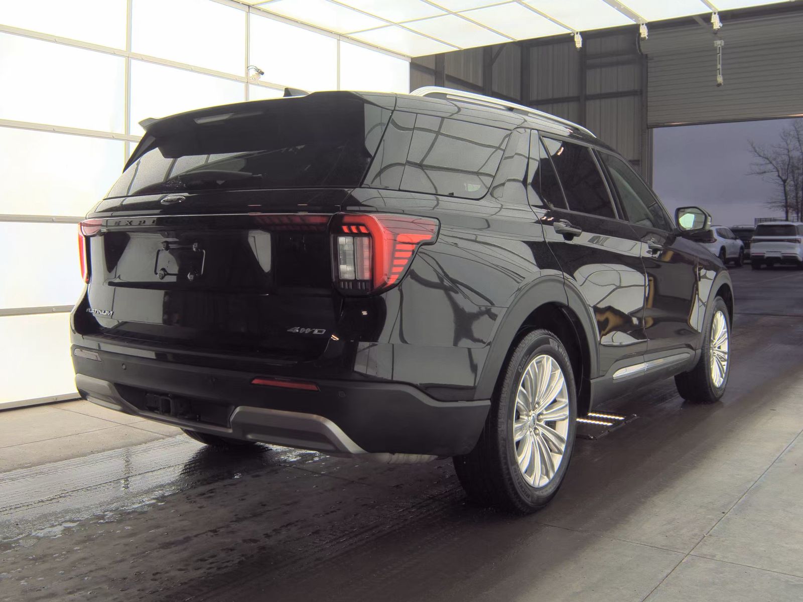 2025 Ford Explorer Platinum AWD