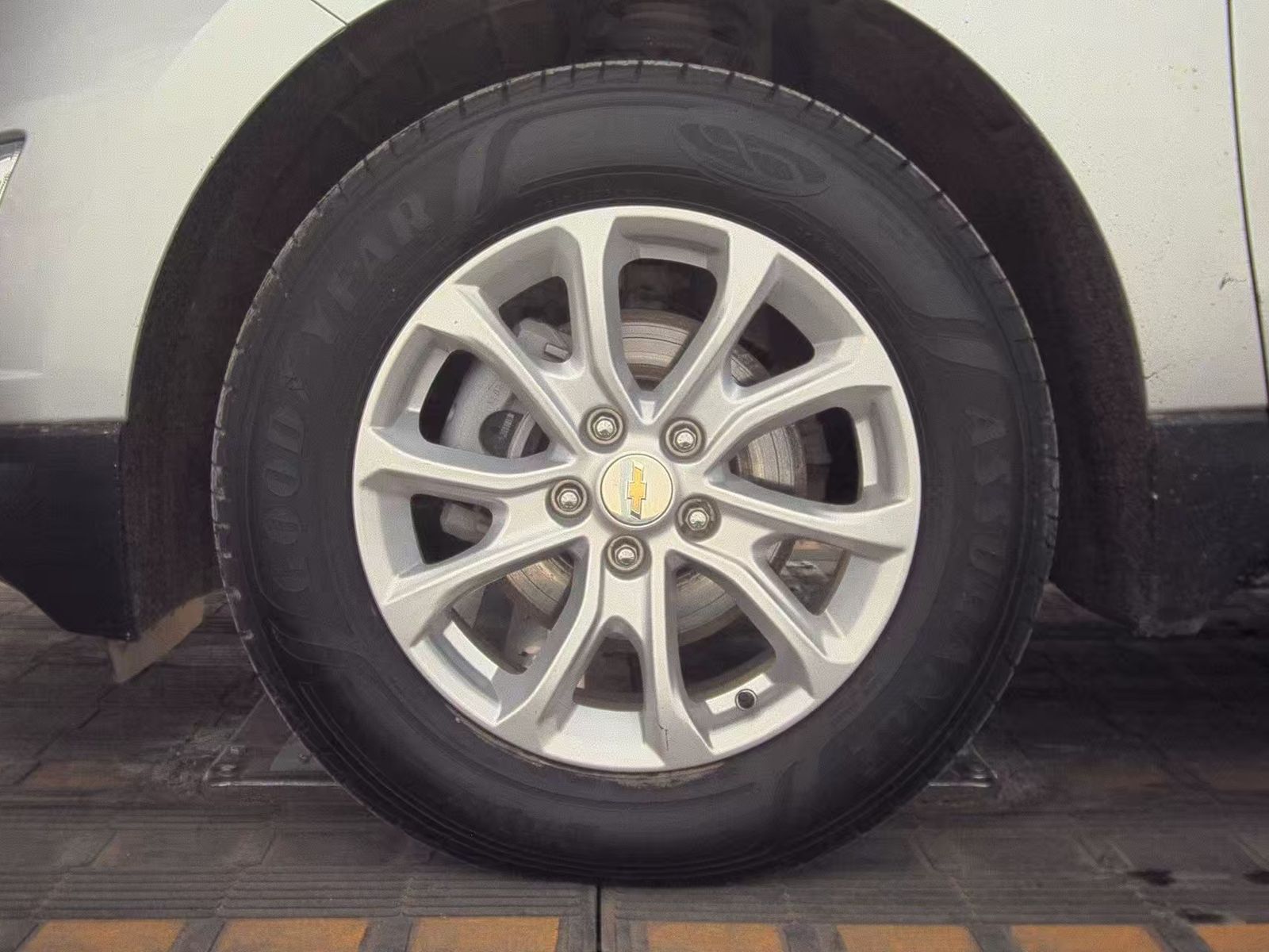 CHEVROLET OTHER - 10