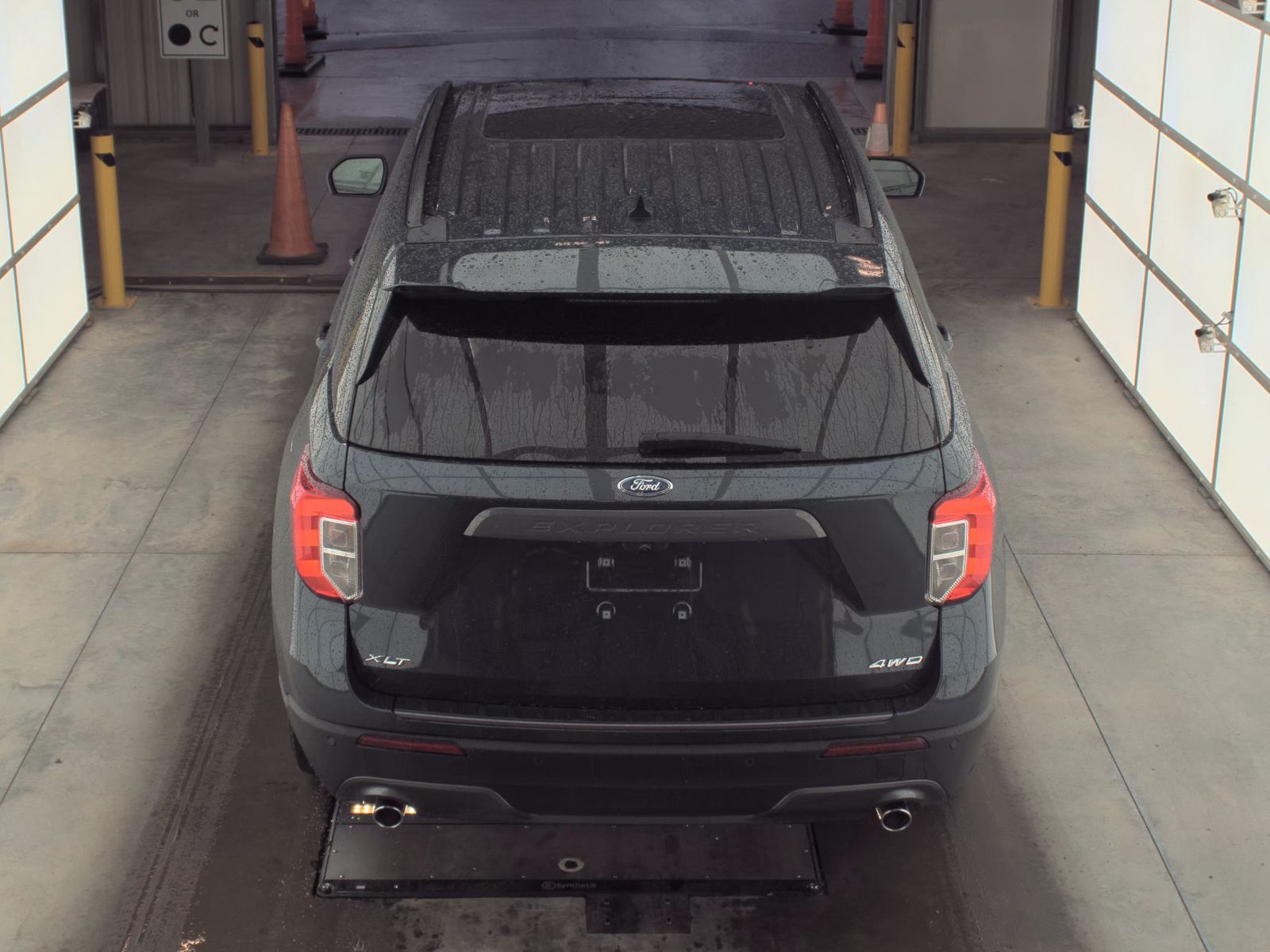 2023 Ford Explorer XLT AWD