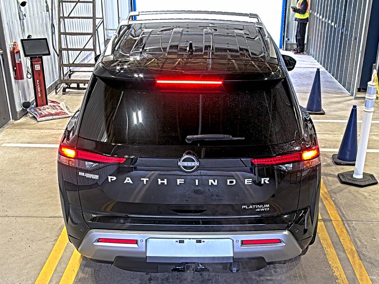 2024 Nissan Pathfinder Platinum AWD