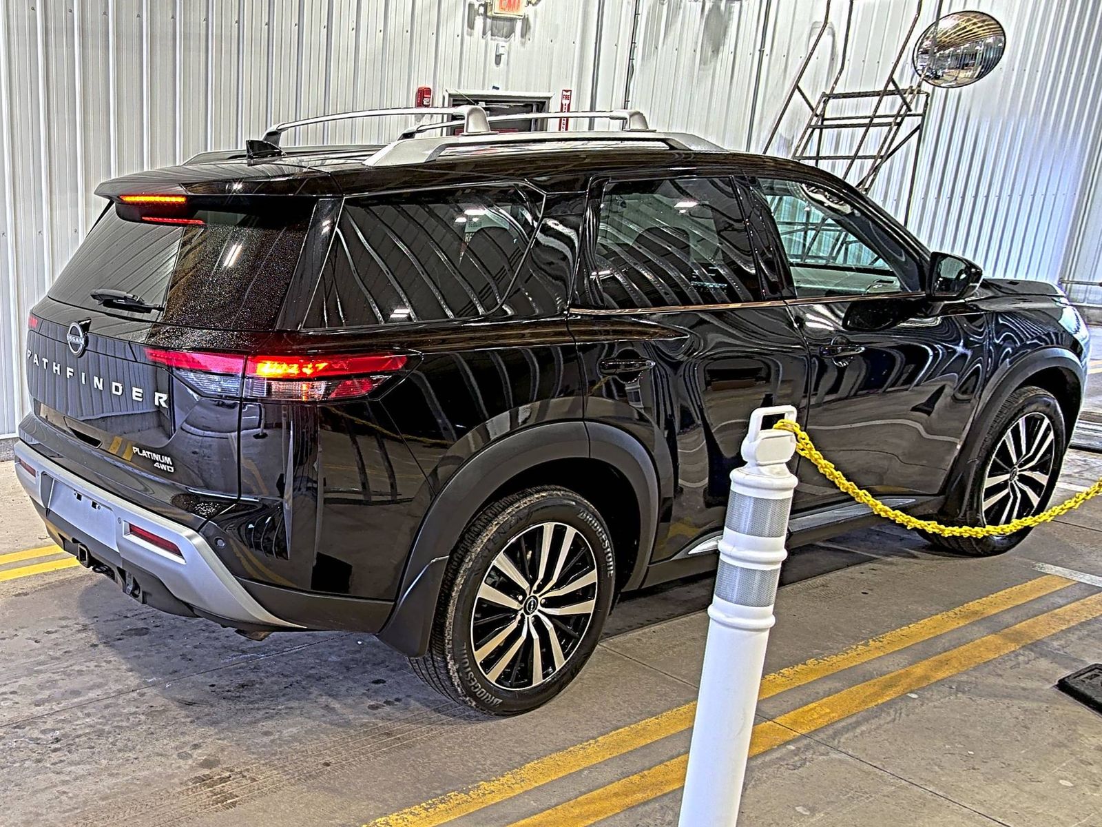 2024 Nissan Pathfinder Platinum AWD