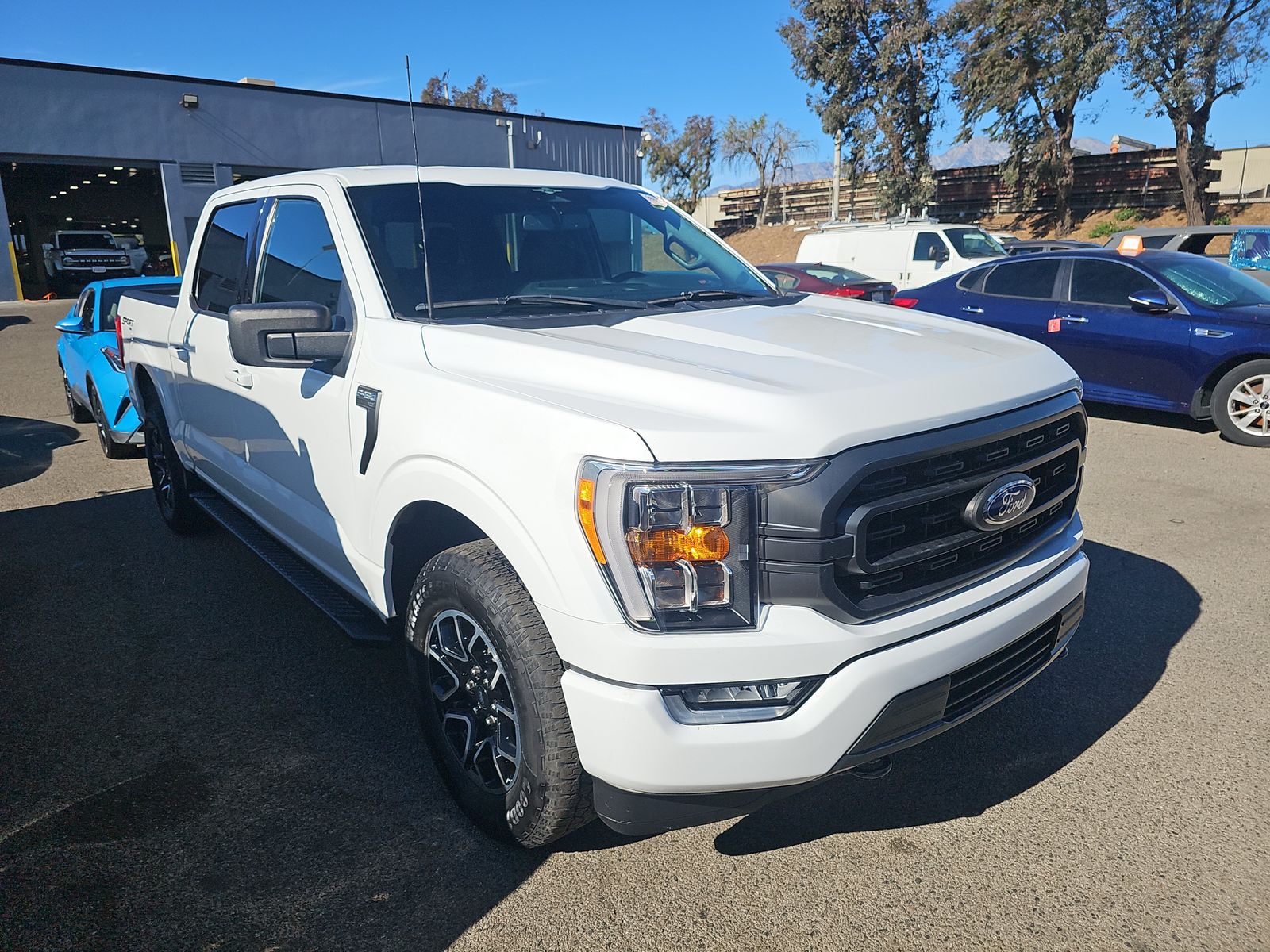 2023 Ford F-150 XLT AWD