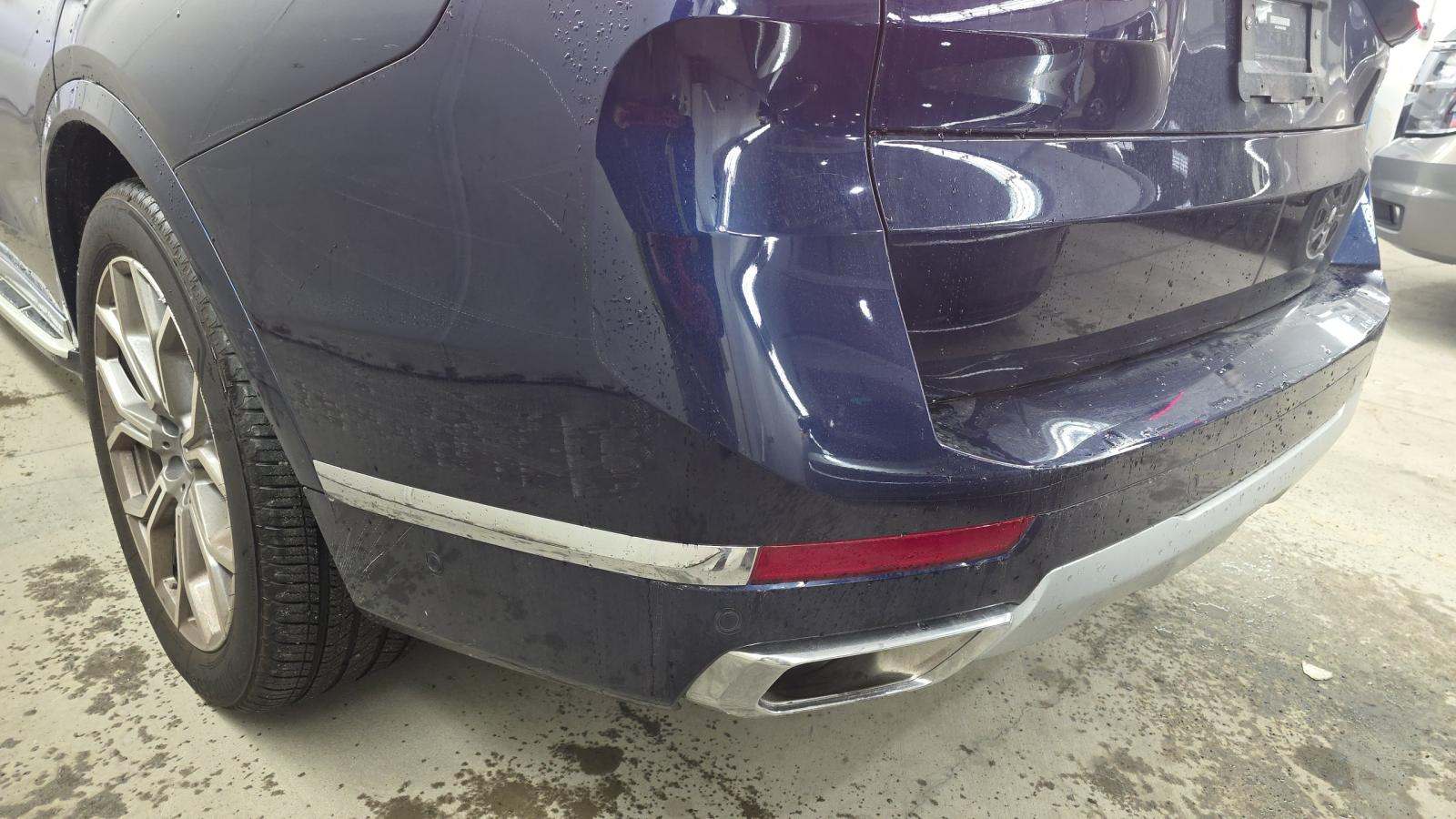 2024 BMW X7 xDrive40i AWD