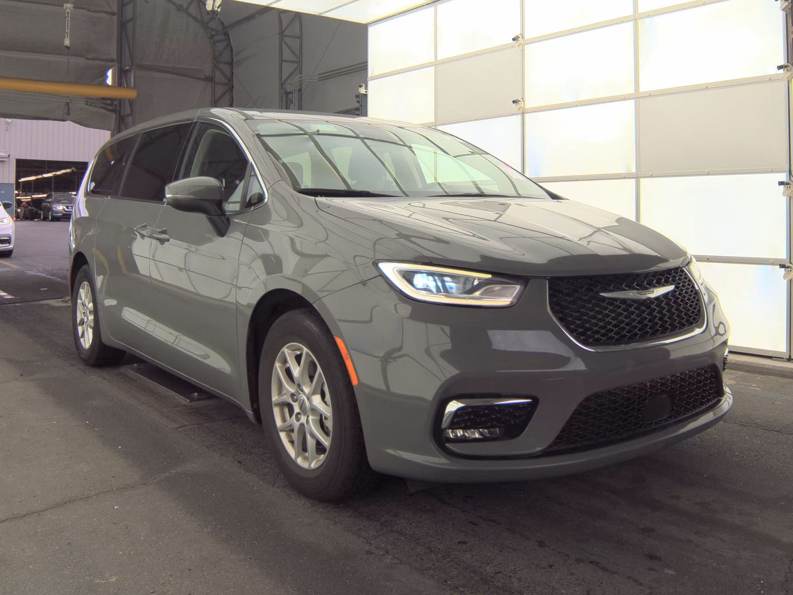 2023 Chrysler Pacifica Touring L FWD