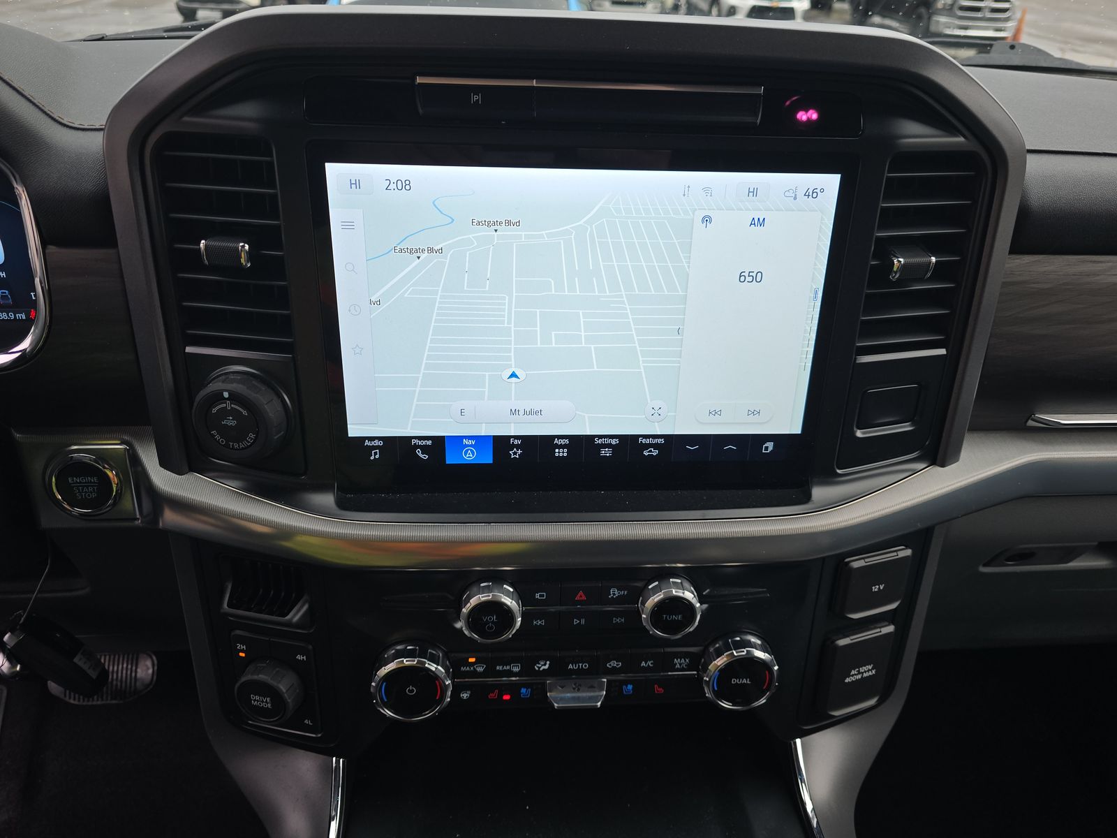 2025 Ford F-150 Lariat AWD