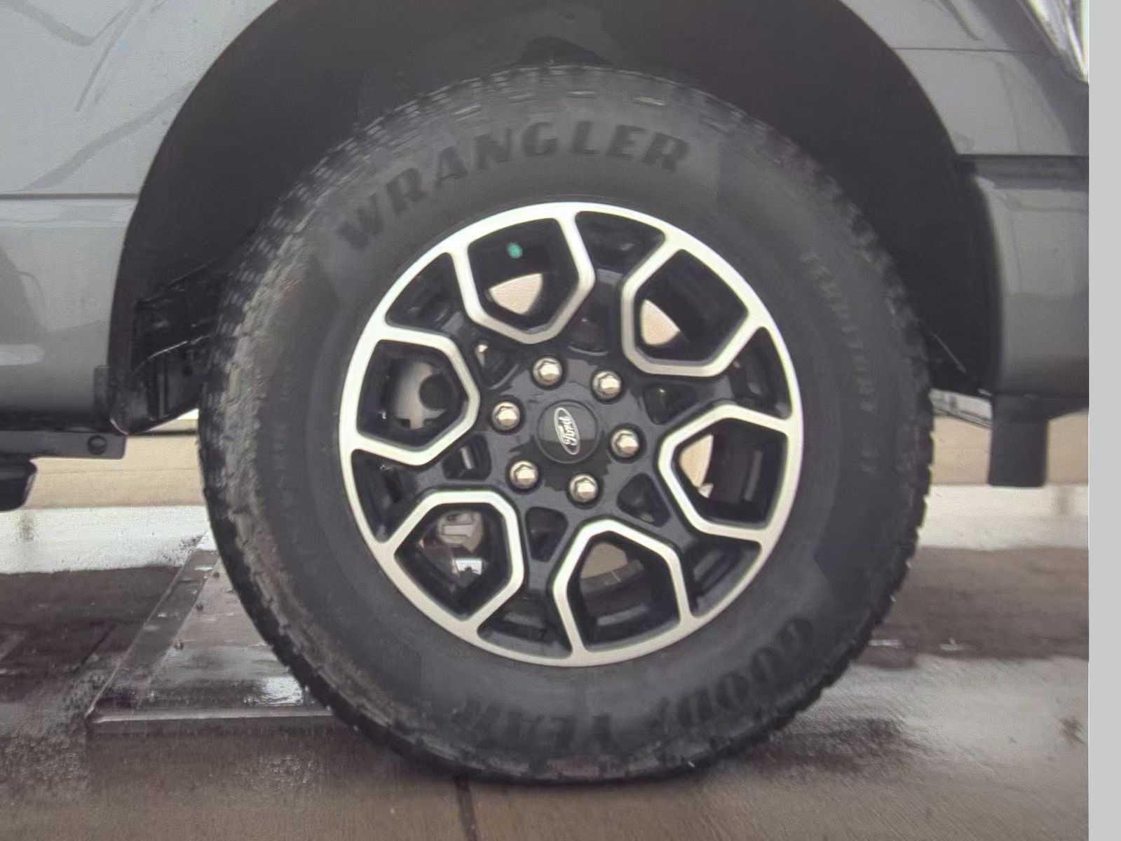 2023 Ford F-150 XLT AWD