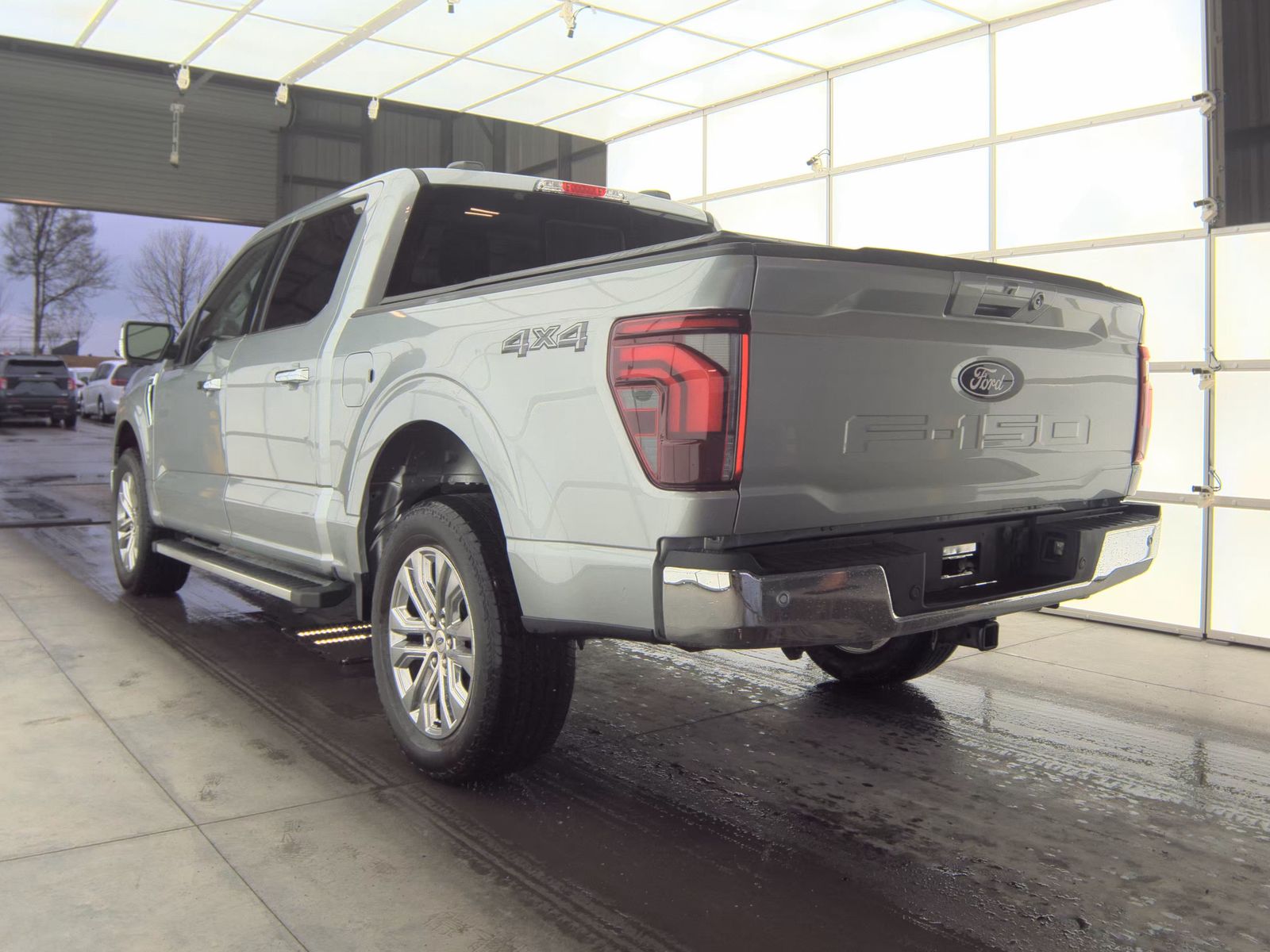 2025 Ford F-150 Lariat AWD