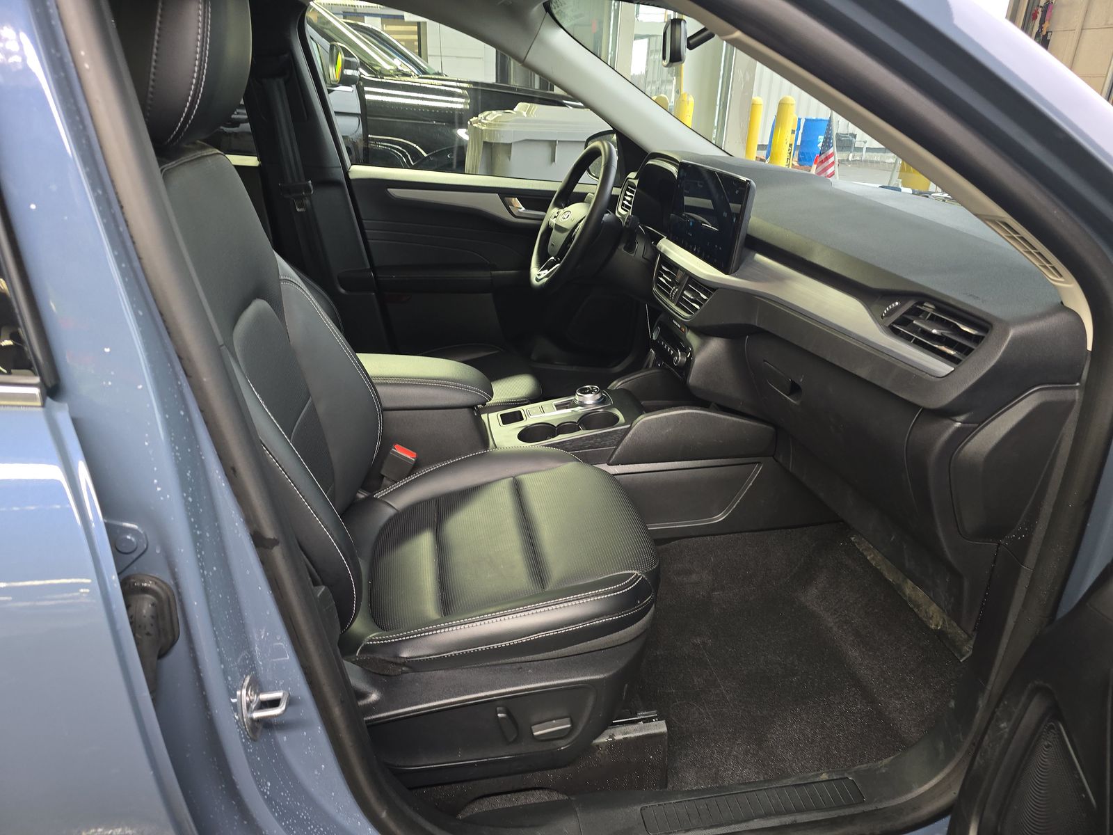 2025 Ford Escape Hybrid Platinum FWD