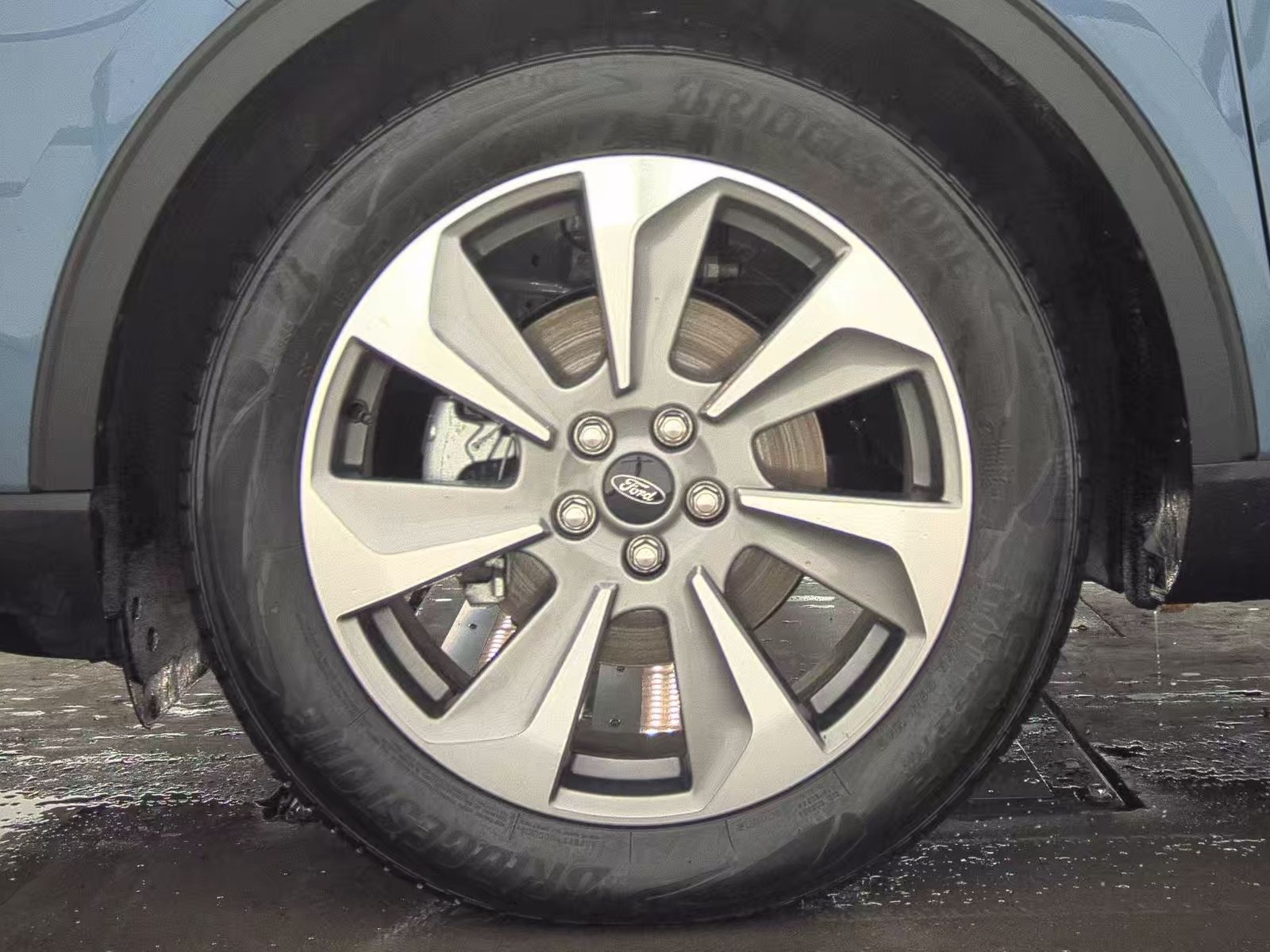 2025 Ford Escape Hybrid Platinum FWD