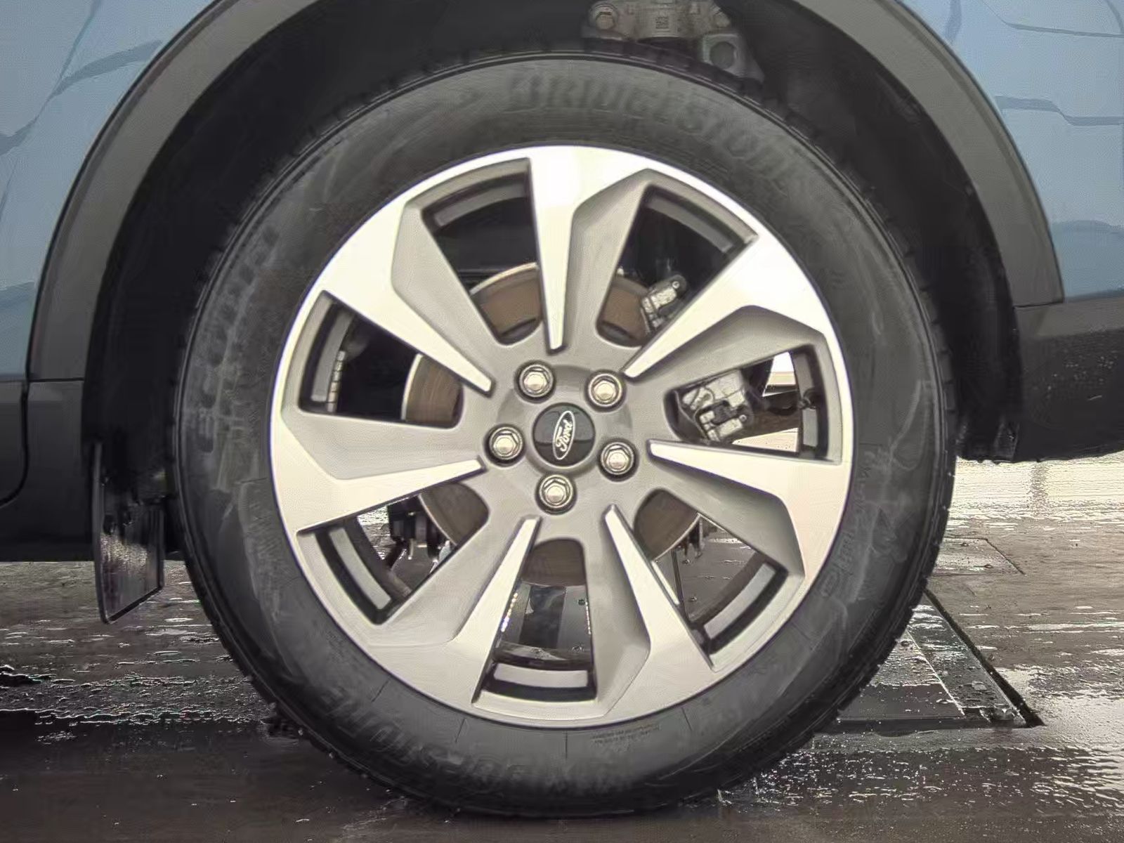 2025 Ford Escape Hybrid Platinum FWD