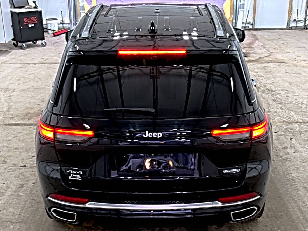 2022 Jeep Grand Cherokee Summit Reserve AWD