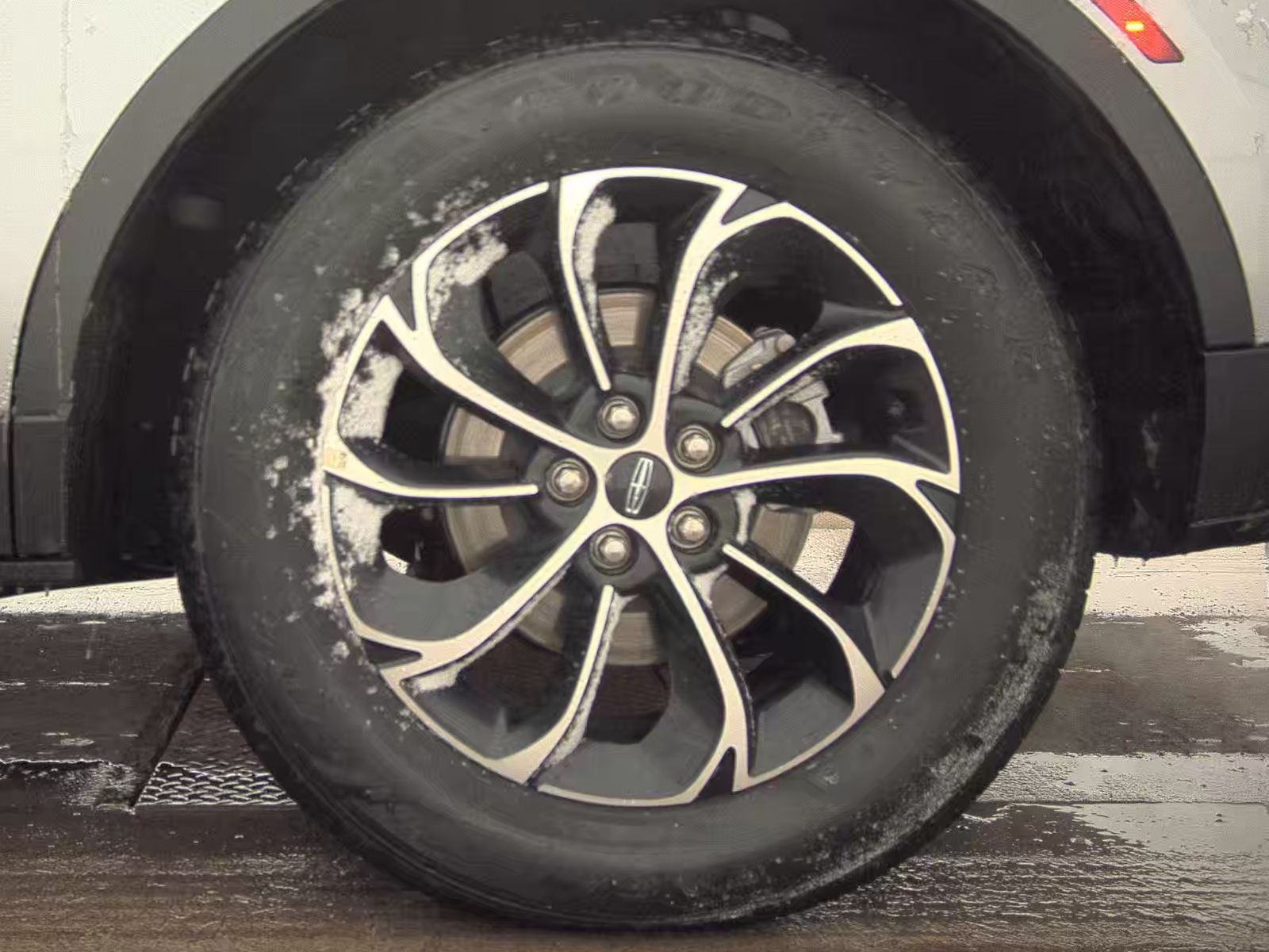 2025 Lincoln Nautilus Premiere AWD