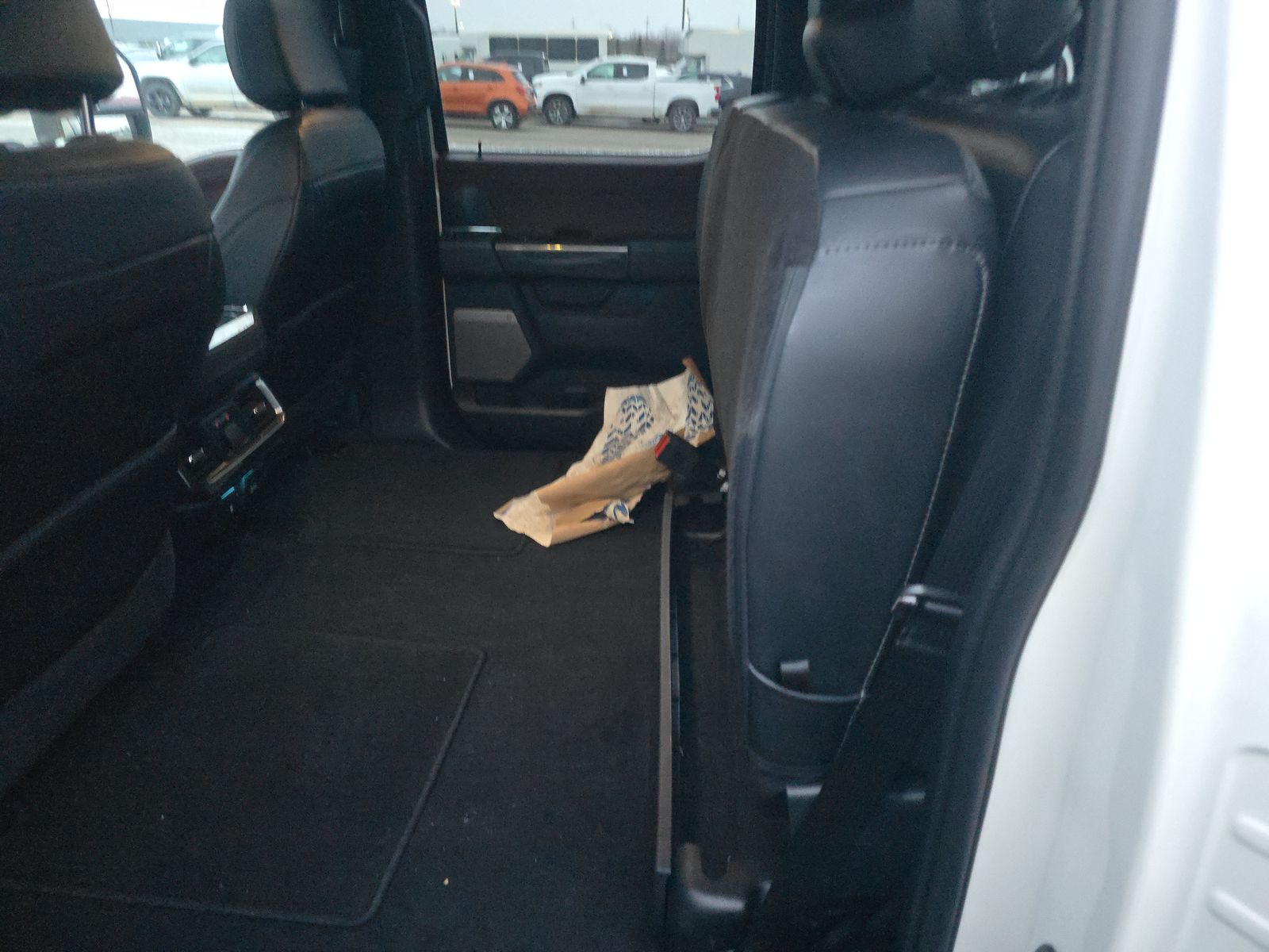 2023 Ford F-150 Lariat AWD