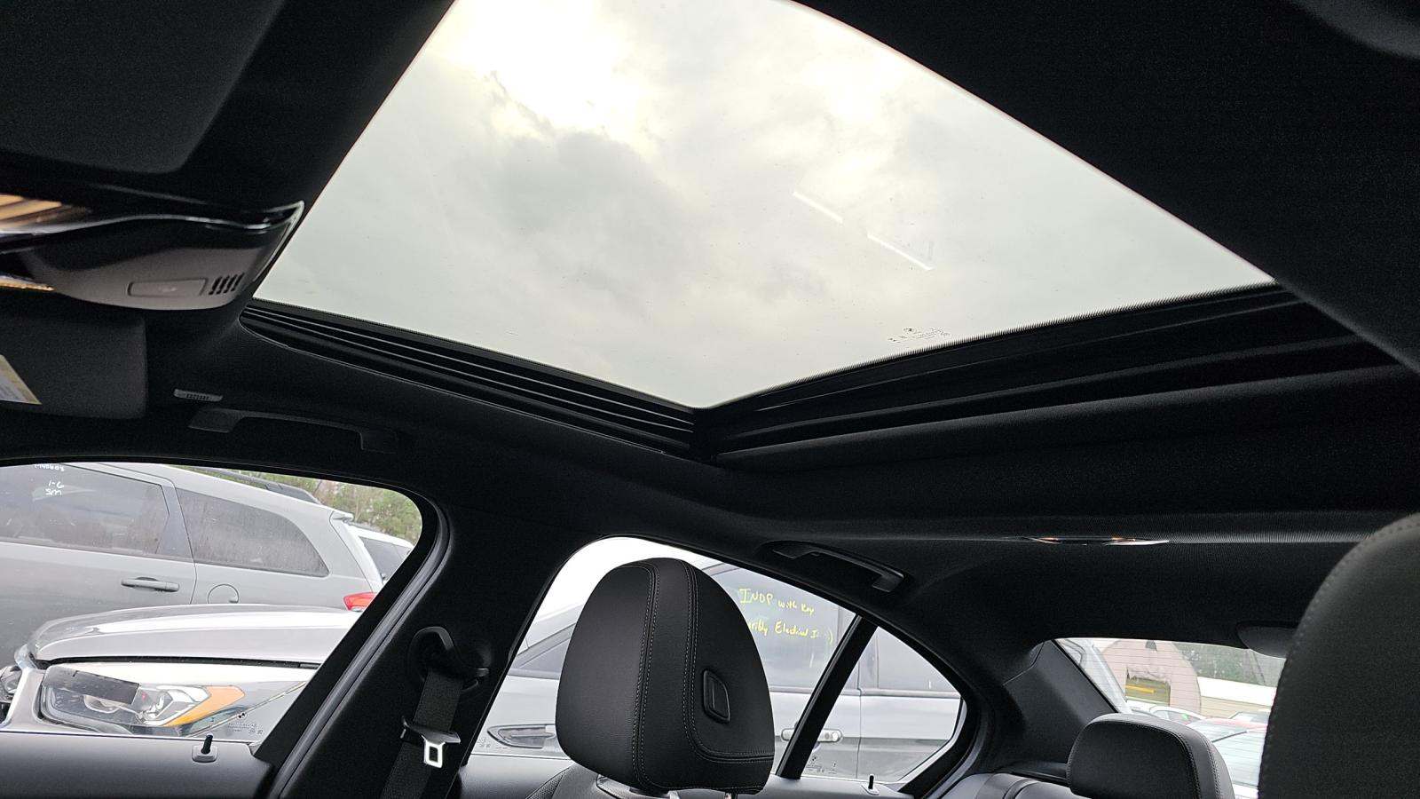 2025 BMW 3 Series 330i xDrive AWD