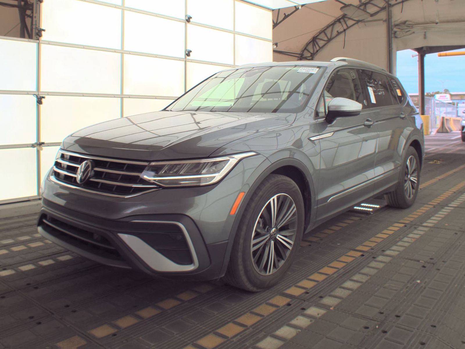 2024 Volkswagen Tiguan 2.0T Wolfsburg Edition FWD