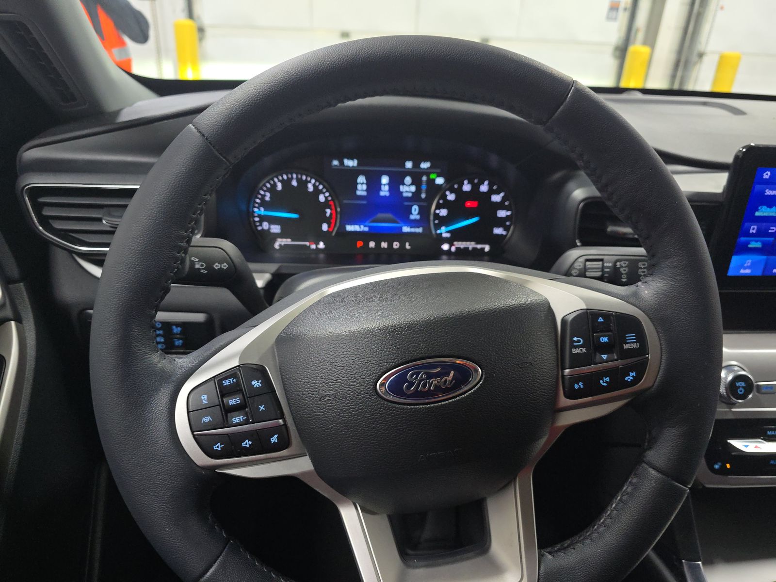 2023 Ford Explorer XLT AWD