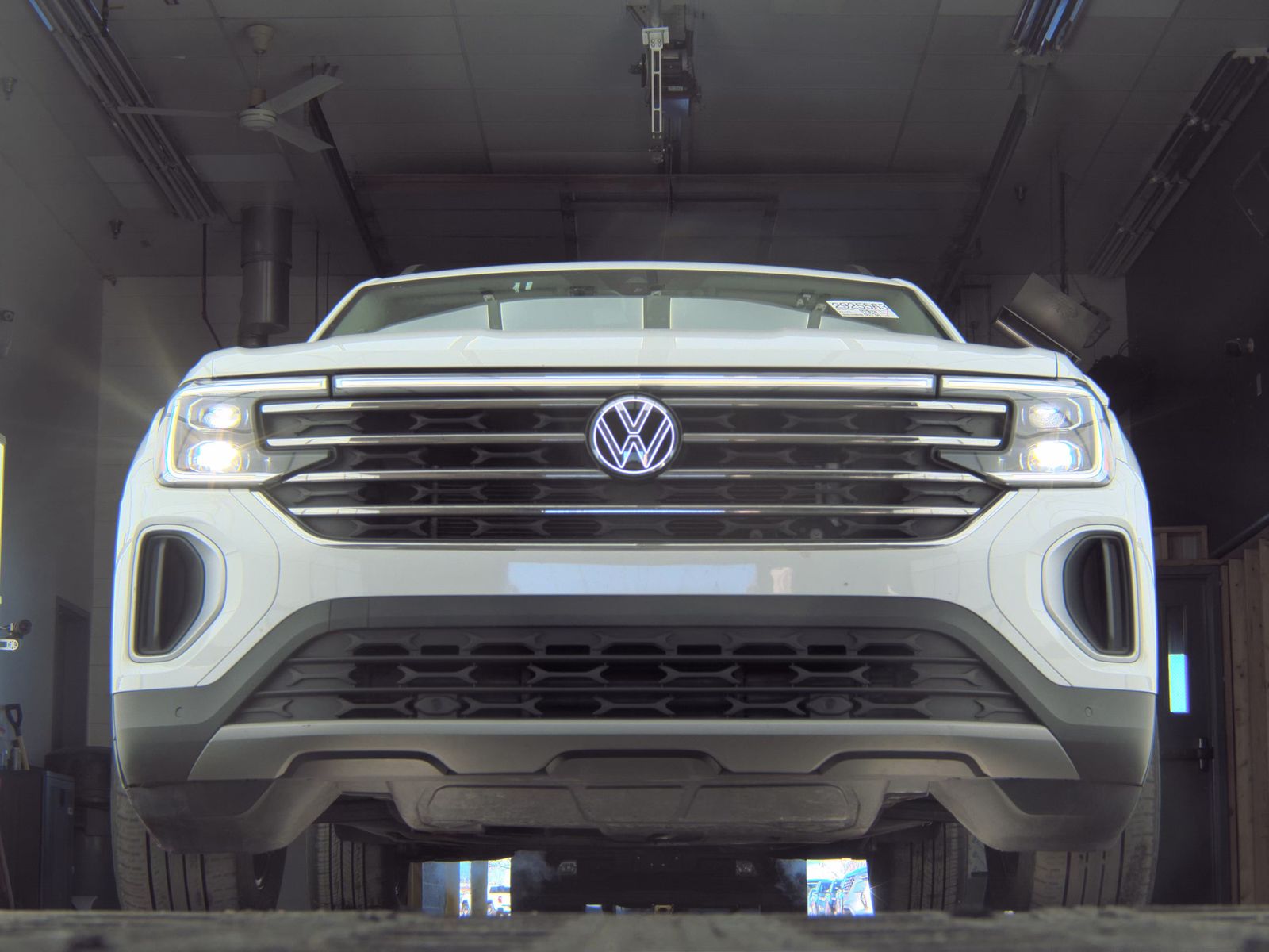 2024 Volkswagen Atlas 2.0T SE FWD