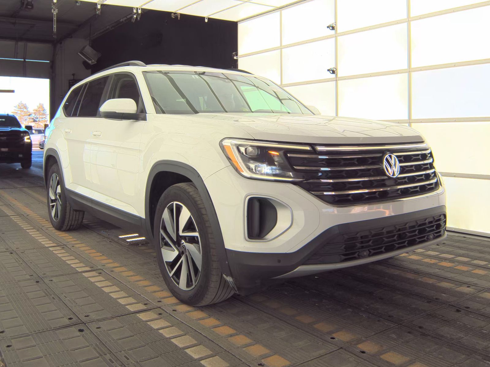 2024 Volkswagen Atlas 2.0T SE FWD