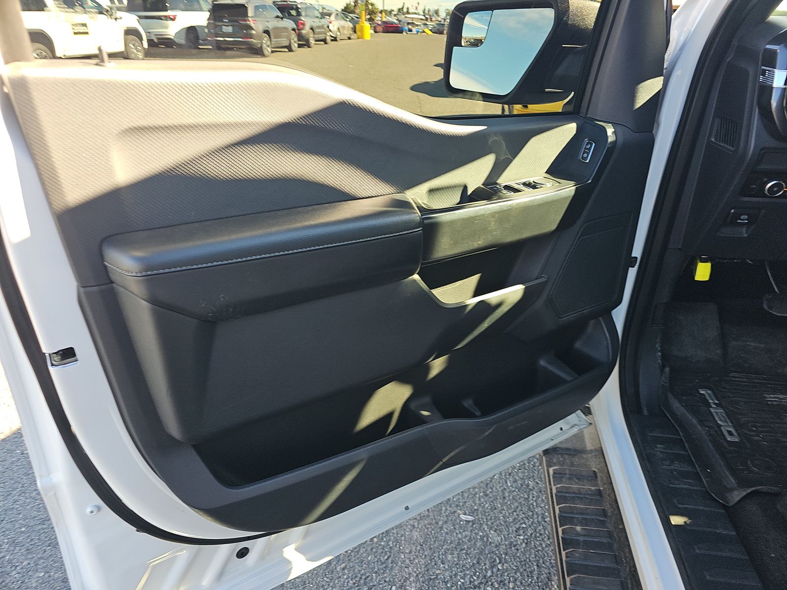 2023 Ford F-150 Lariat RWD