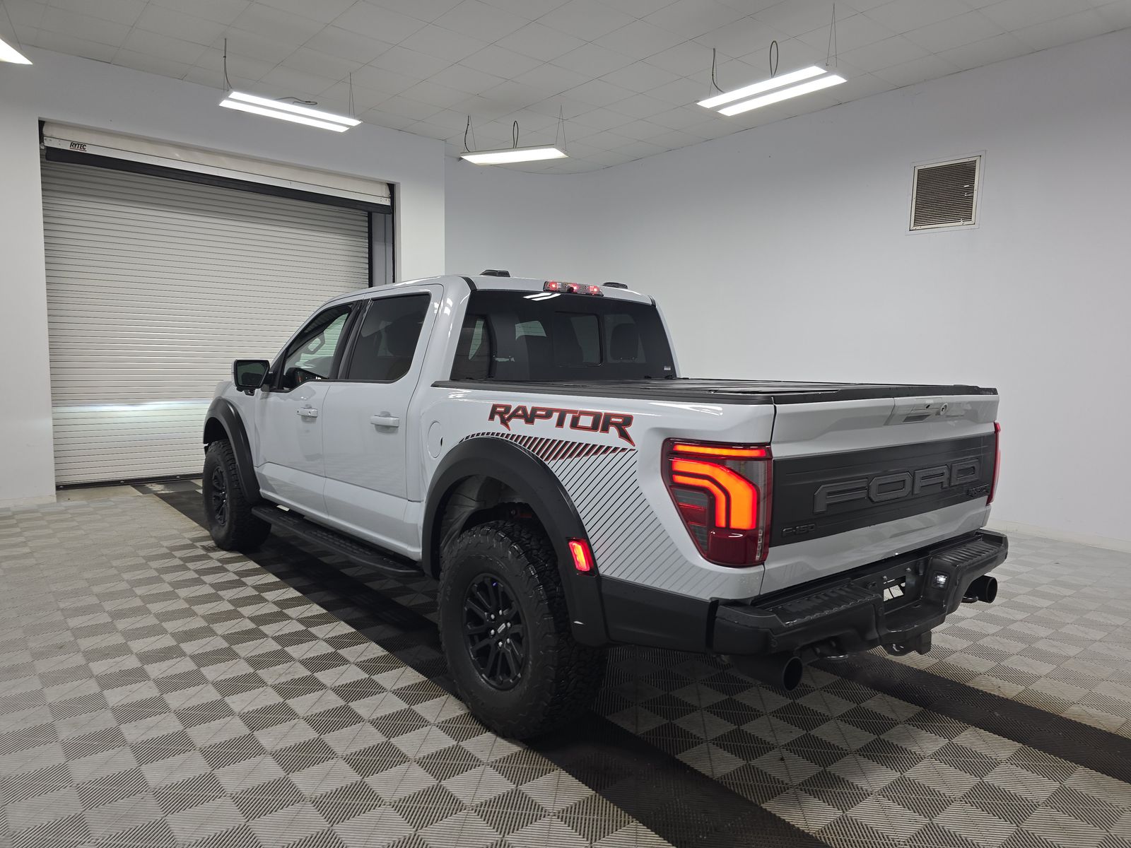2025 Ford F-150 Raptor AWD