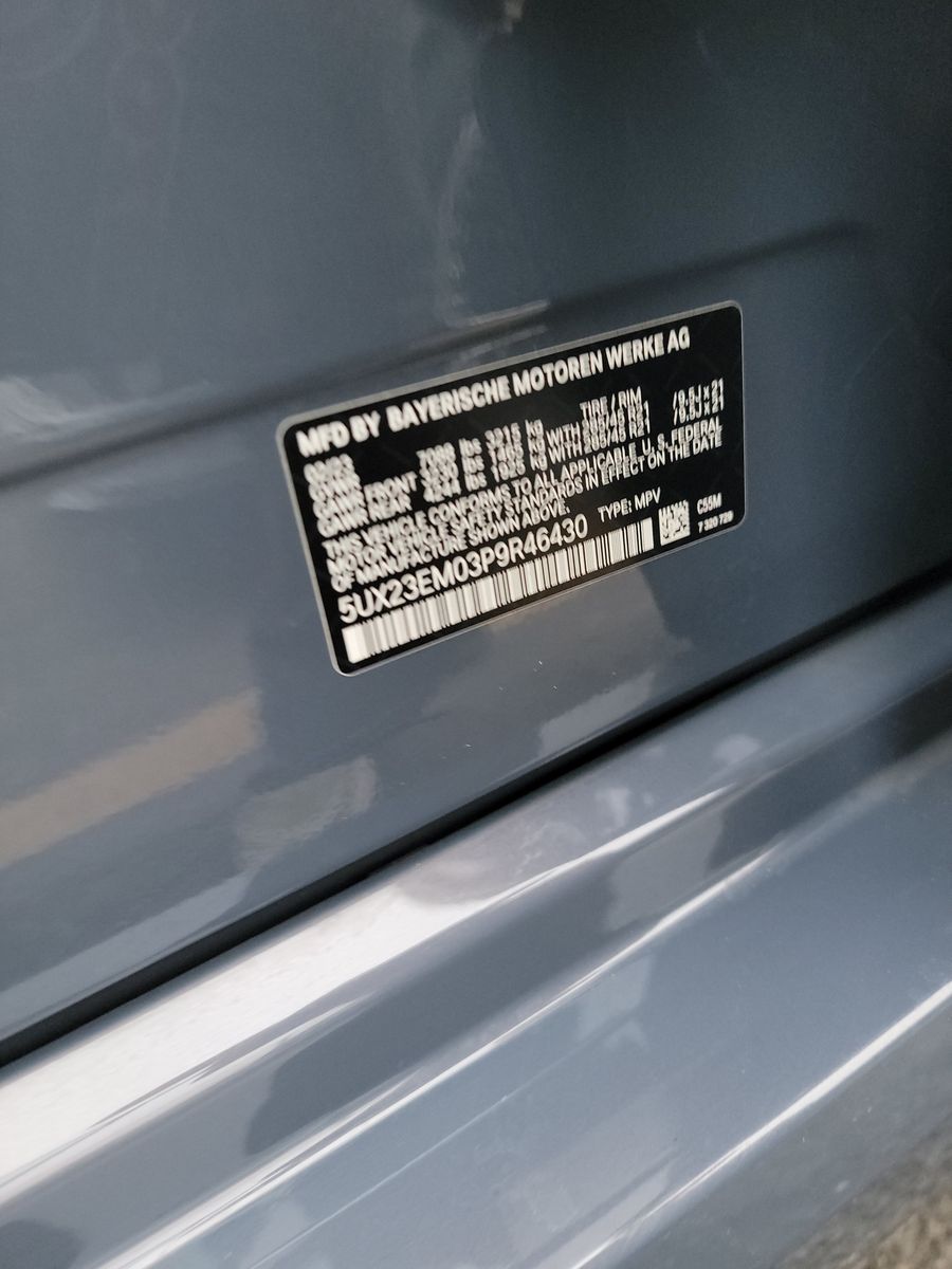 2023 BMW X7 xDrive40i AWD