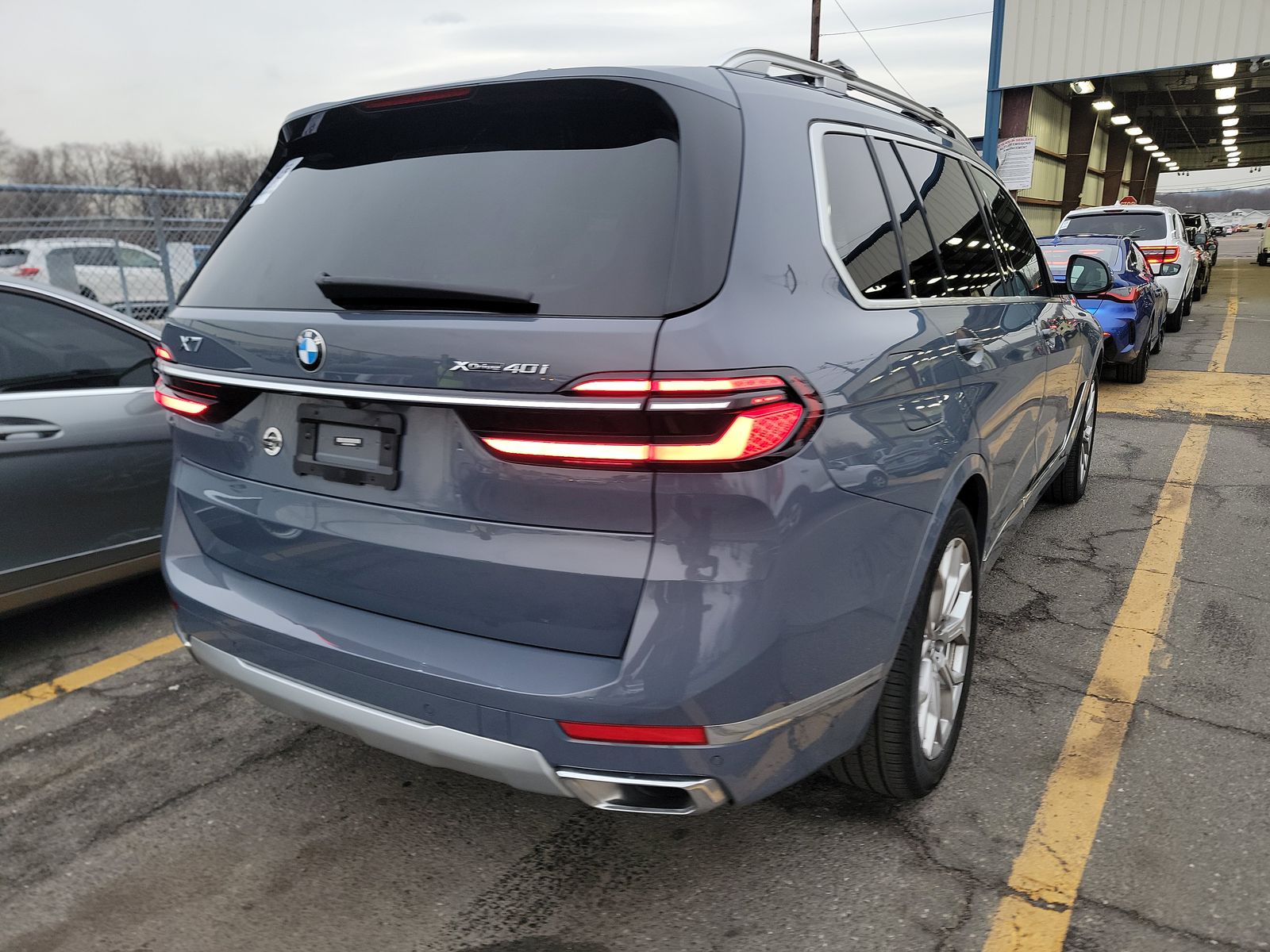 2023 BMW X7 xDrive40i AWD