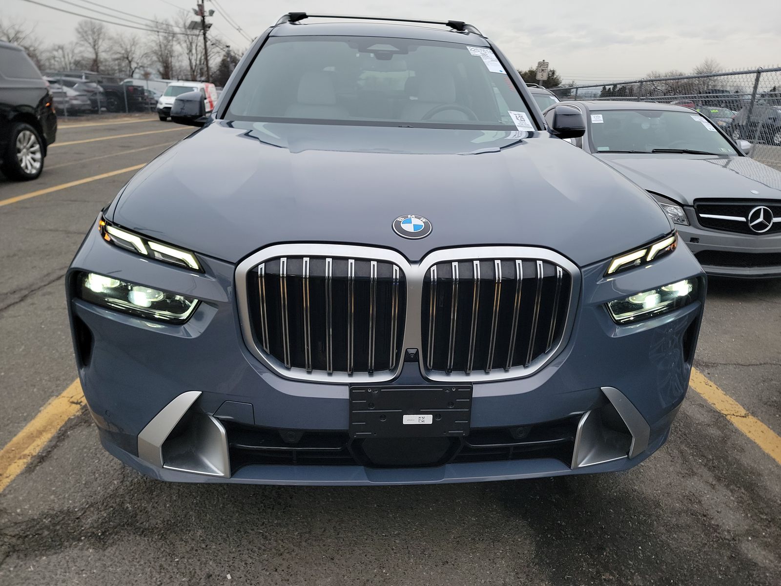 2023 BMW X7 xDrive40i AWD
