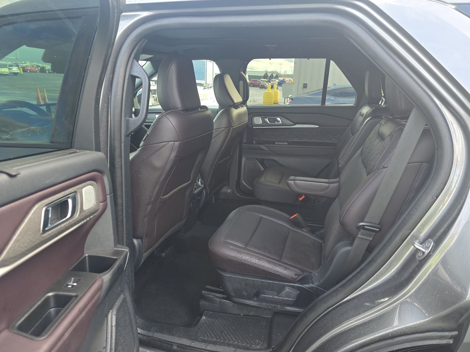 2025 Ford Explorer Platinum AWD