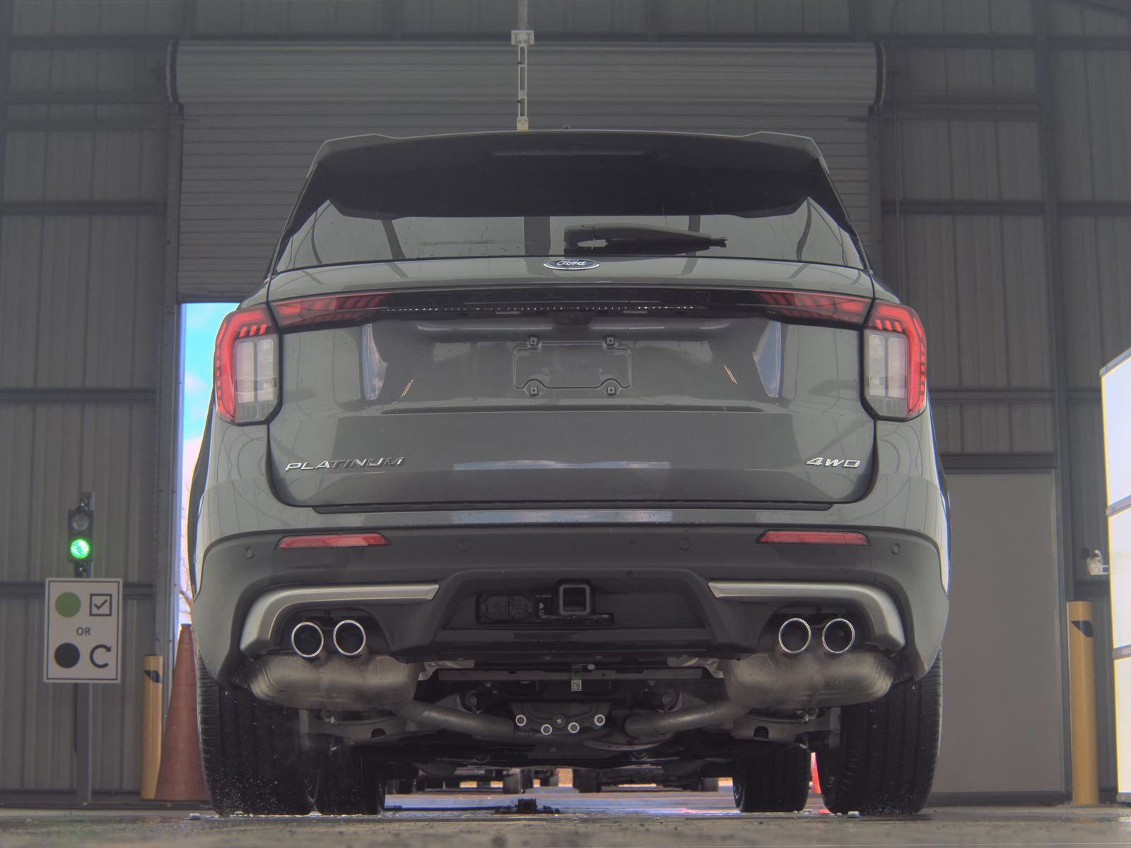 2025 Ford Explorer Platinum AWD