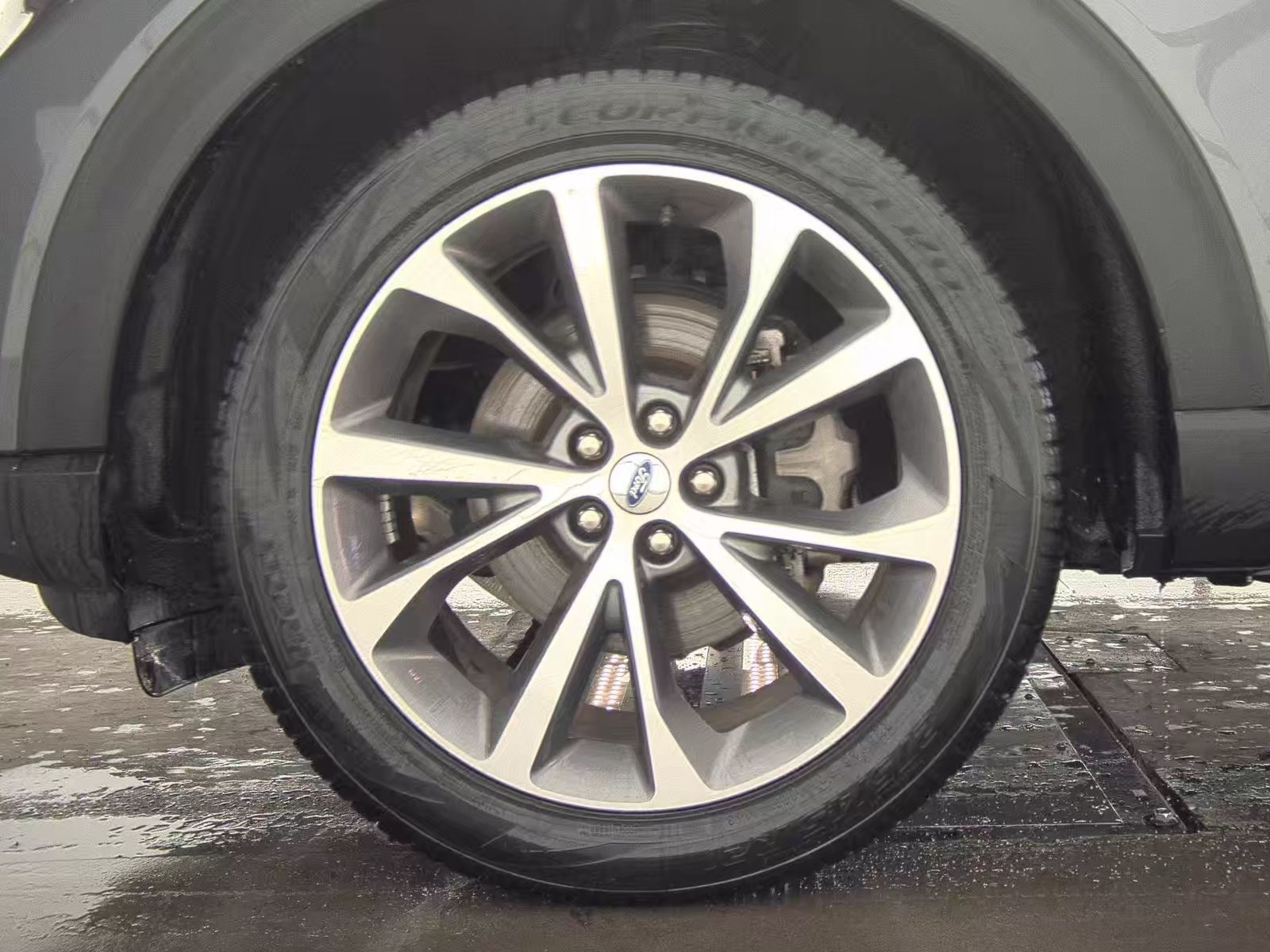 2025 Ford Explorer Platinum AWD