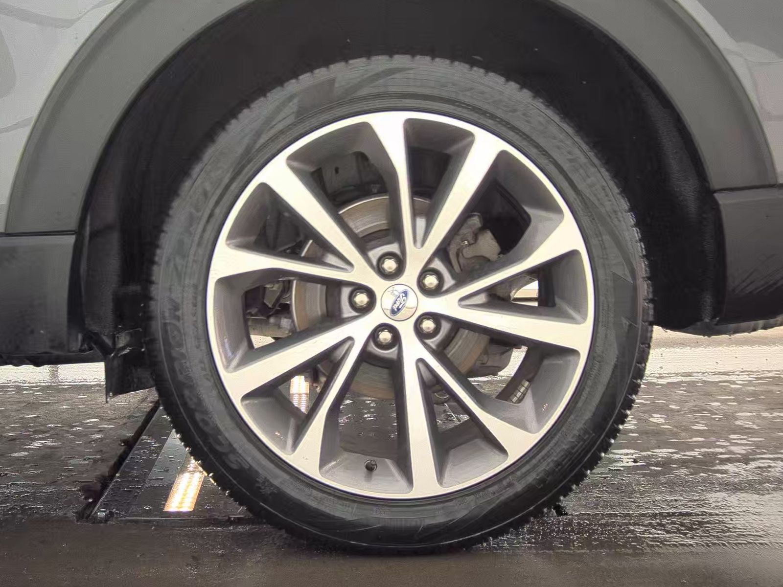 2025 Ford Explorer Platinum AWD