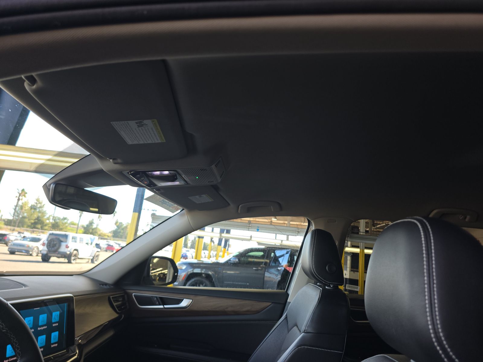 2024 Volkswagen Atlas 2.0T SE AWD