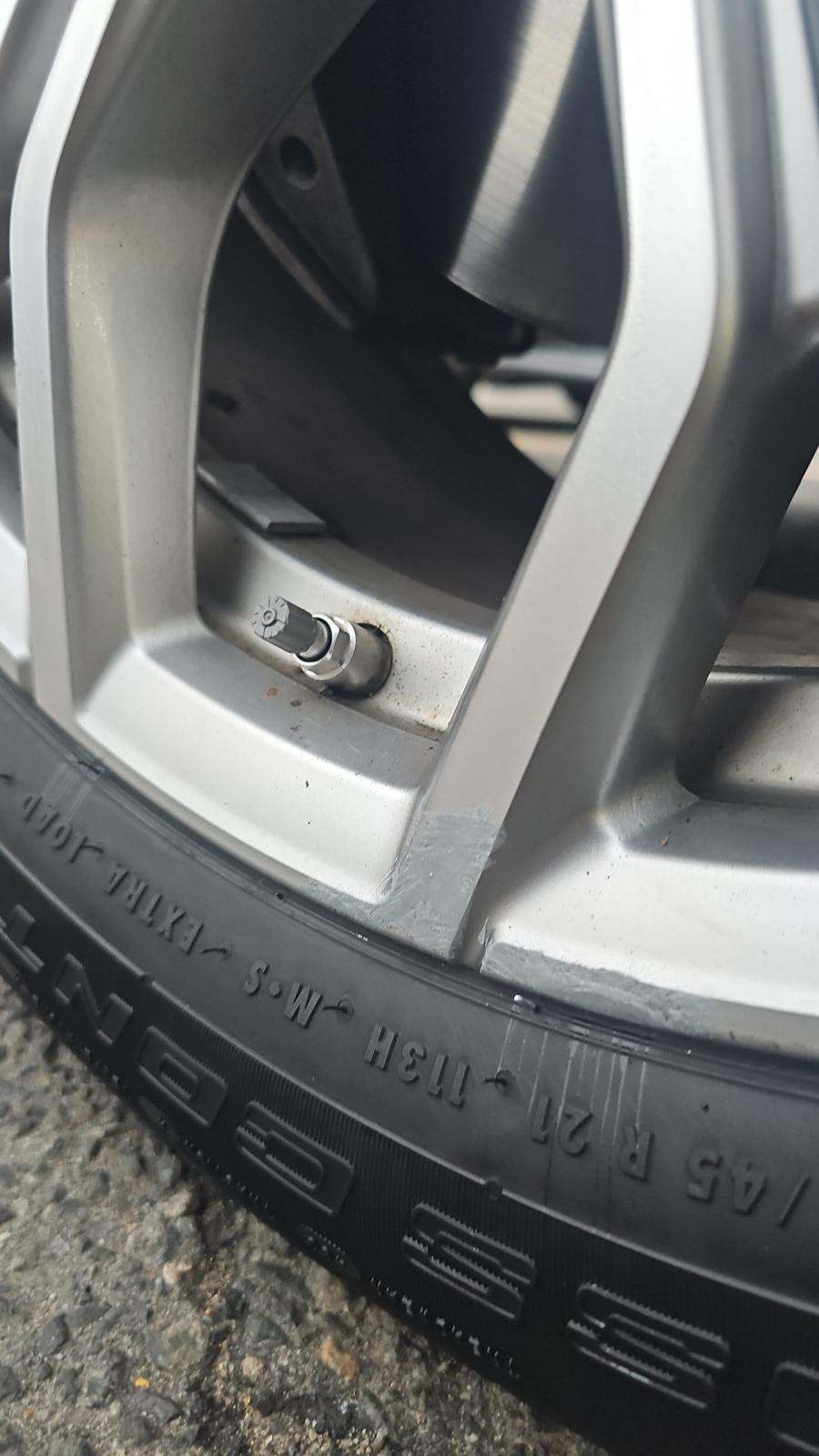 2023 BMW X7 xDrive40i AWD