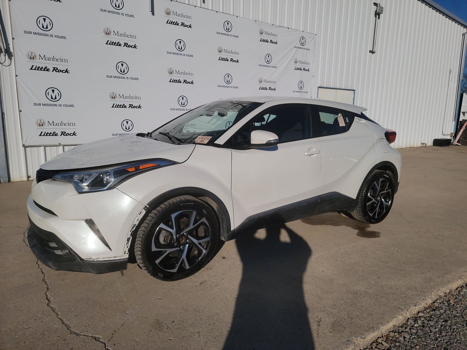2018 Toyota C-HR XLE FWD