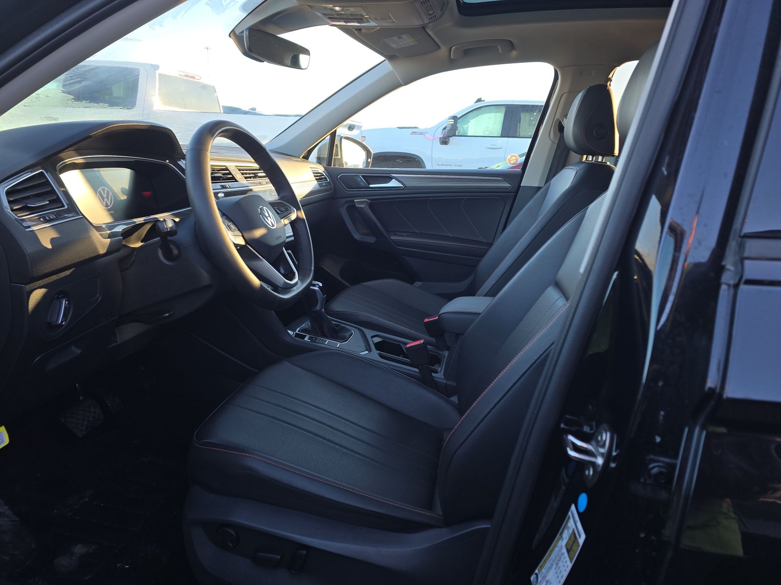 2024 Volkswagen Tiguan 2.0T Wolfsburg Edition FWD