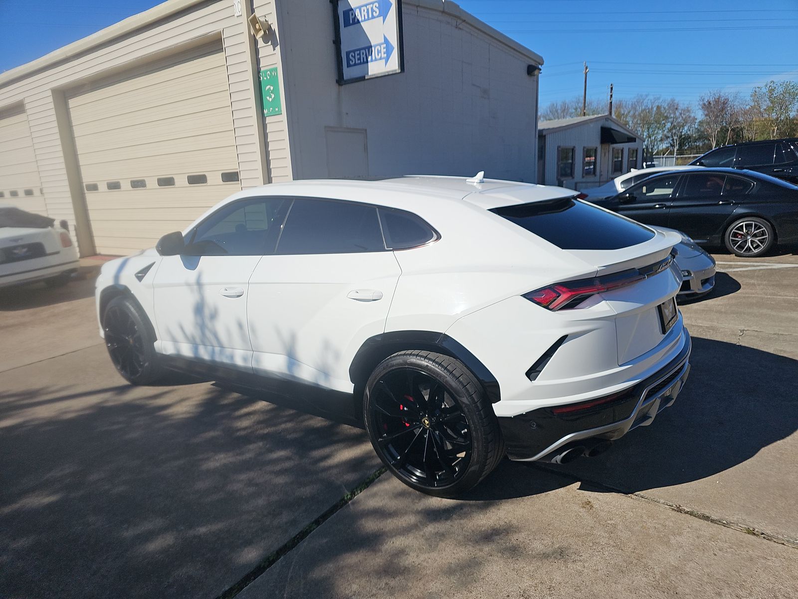 2019 Lamborghini Urus Base AWD