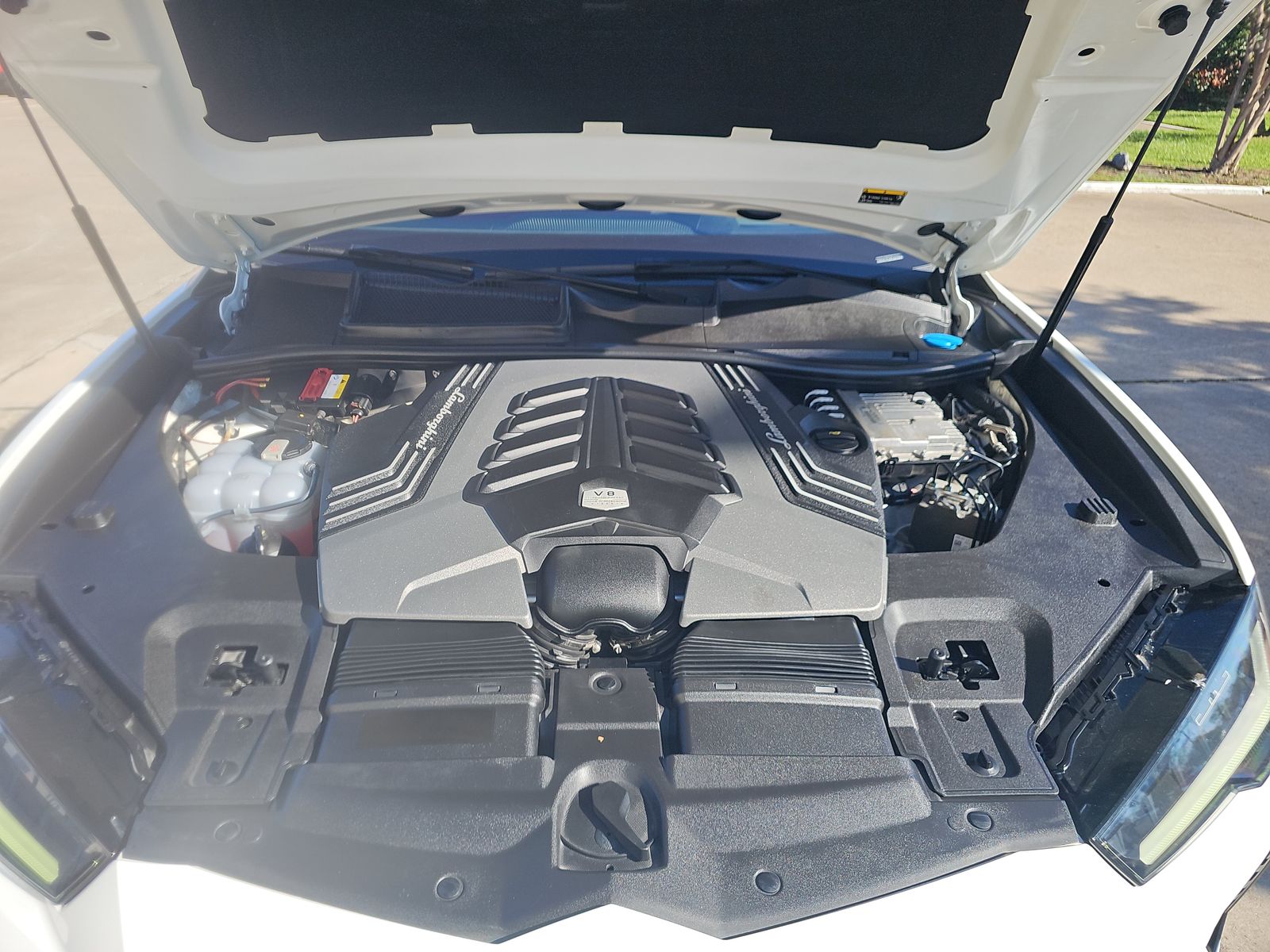 2019 Lamborghini Urus Base AWD