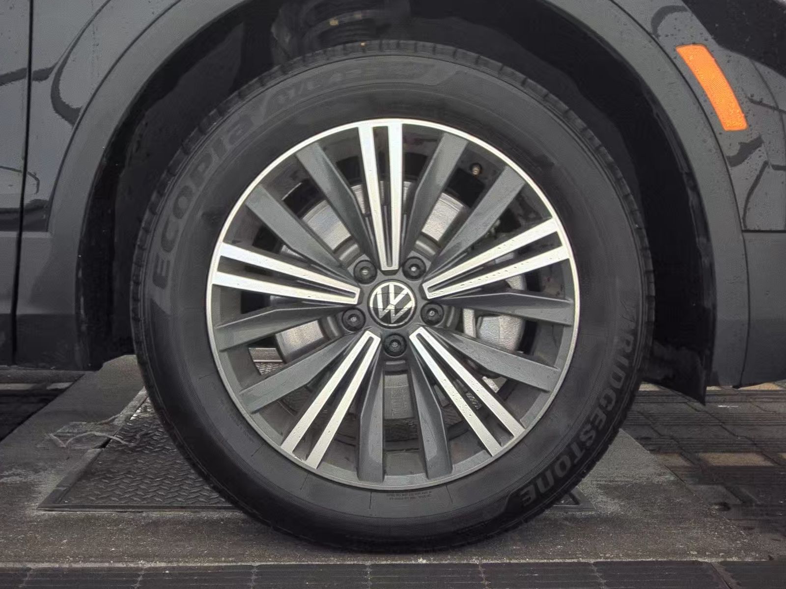 2024 Volkswagen Tiguan 2.0T Wolfsburg Edition FWD