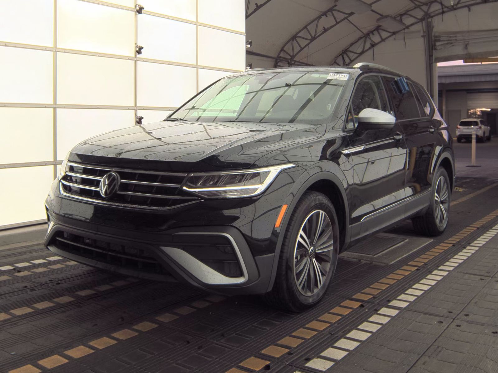 2024 Volkswagen Tiguan 2.0T Wolfsburg Edition FWD