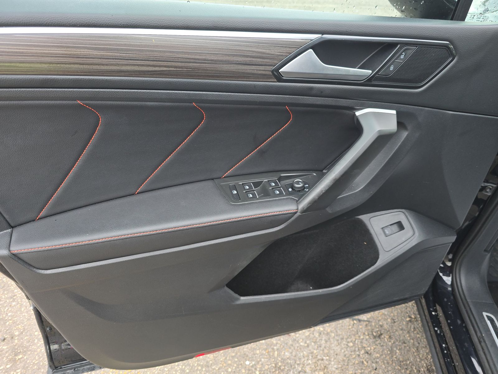 2024 Volkswagen Tiguan 2.0T Wolfsburg Edition FWD