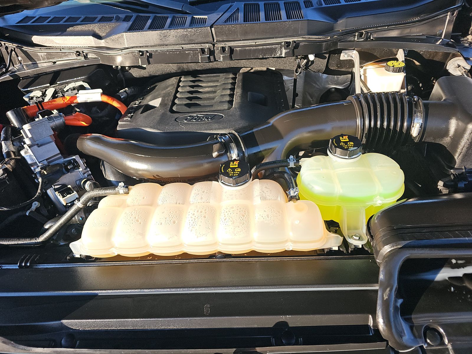 2023 Ford F-150 Hybrid XLT AWD