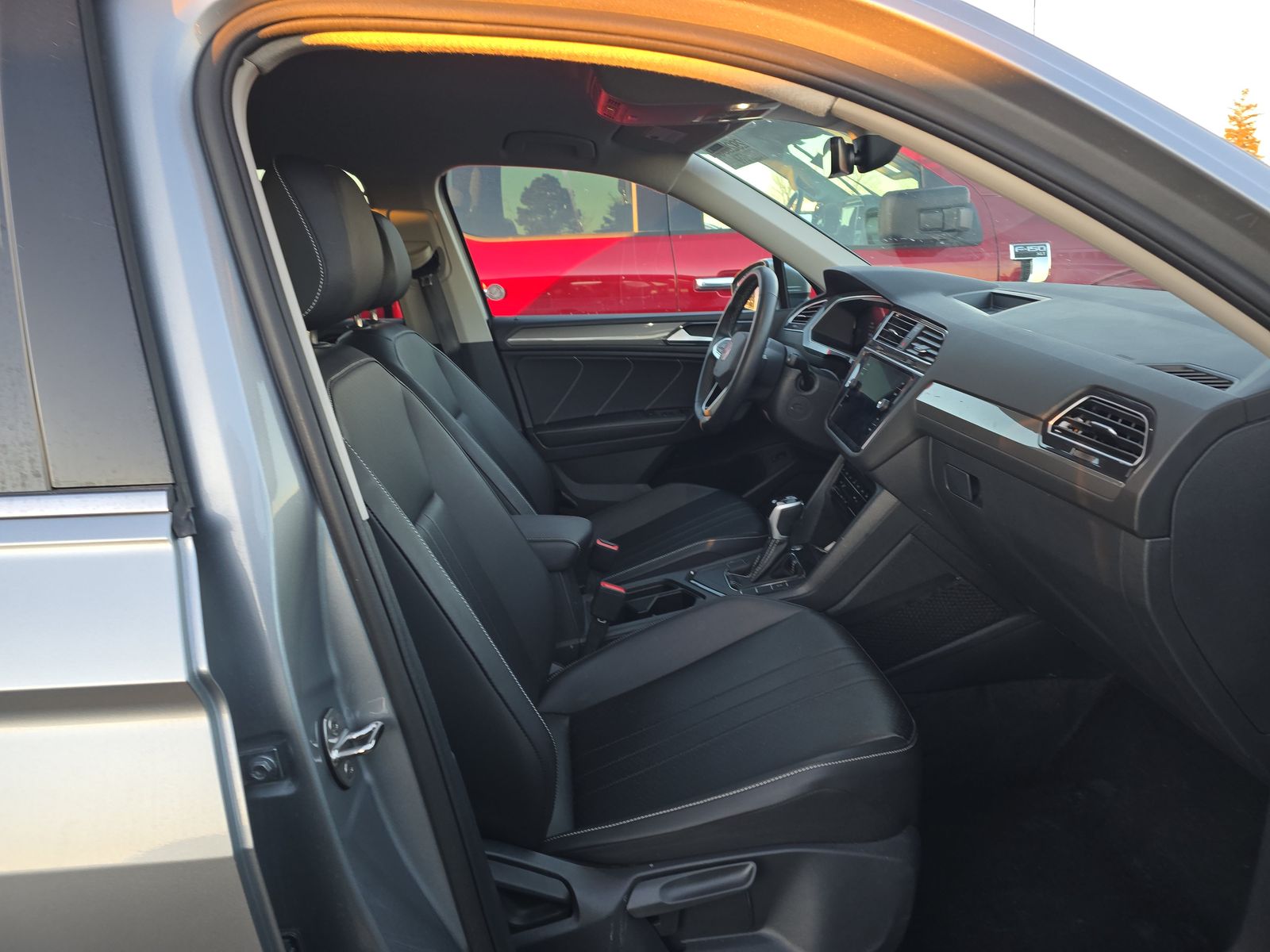 2024 Volkswagen Tiguan 2.0T Wolfsburg Edition FWD