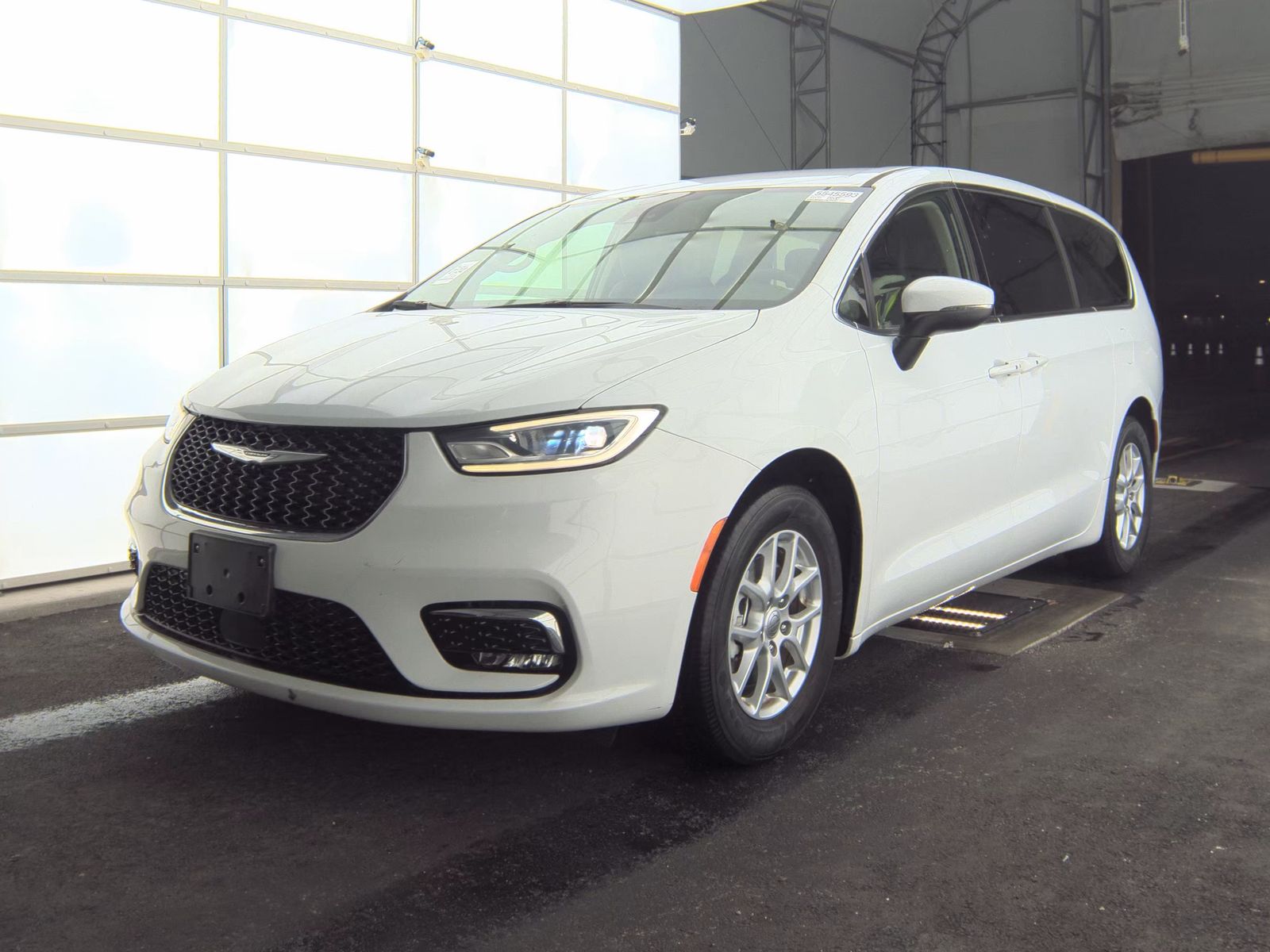 2023 Chrysler Pacifica Touring L FWD