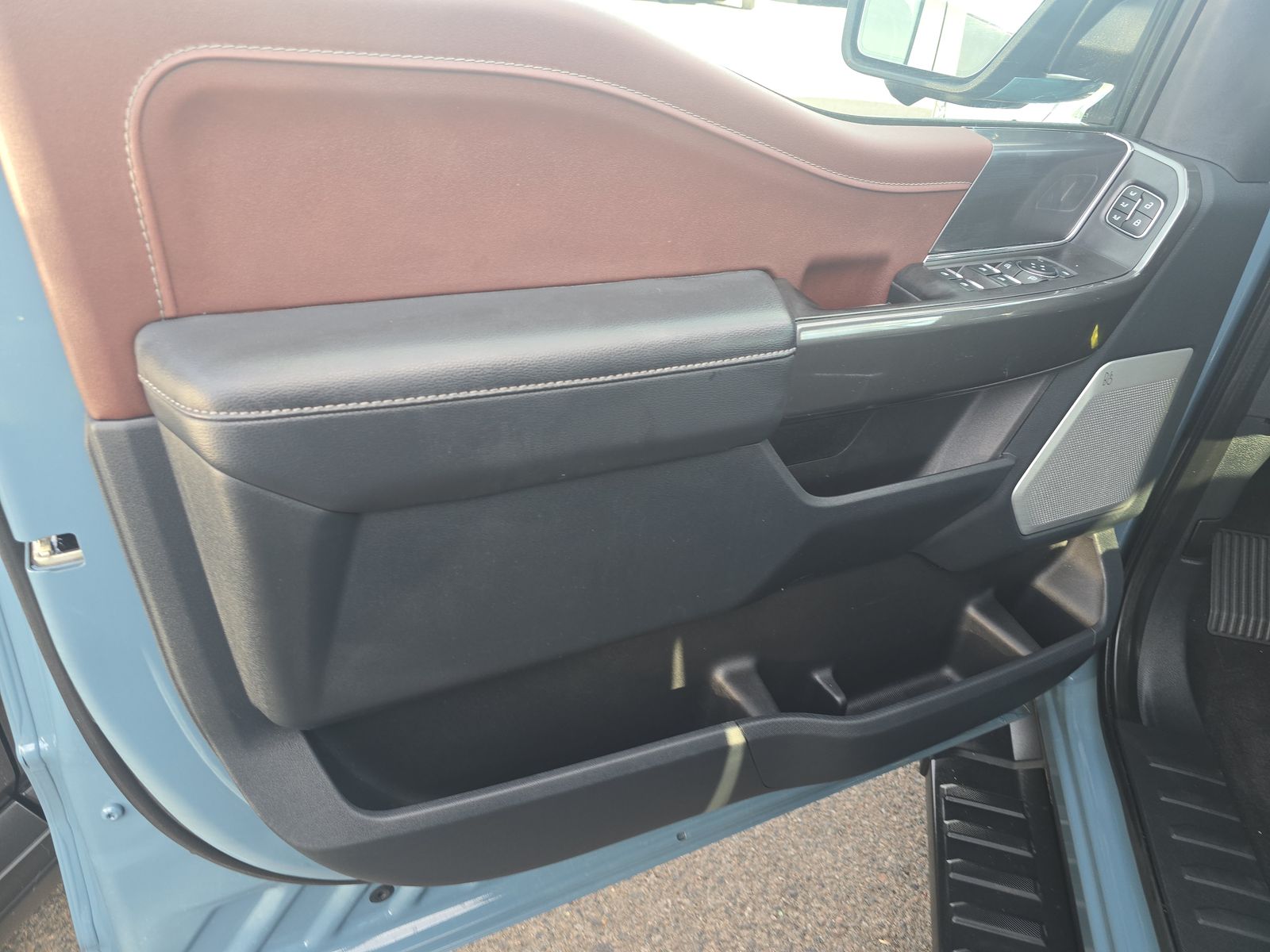 2023 Ford F-150 Lariat RWD