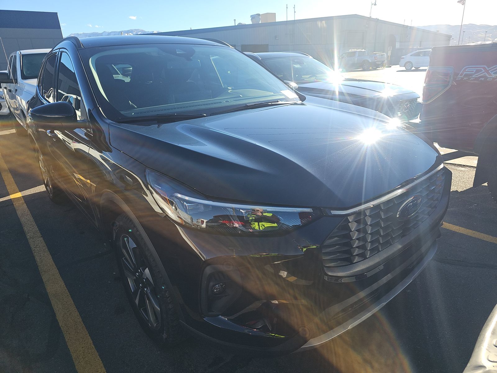 2025 Ford Escape Platinum AWD