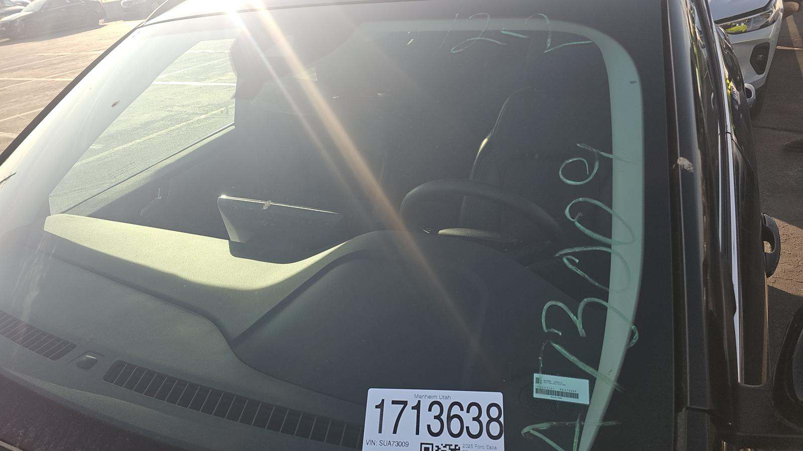 2025 Ford Escape Platinum AWD