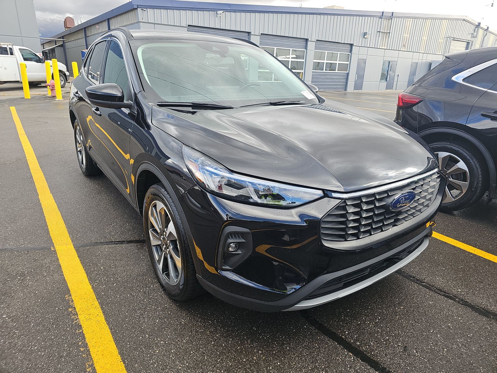 2025 Ford Escape Platinum AWD